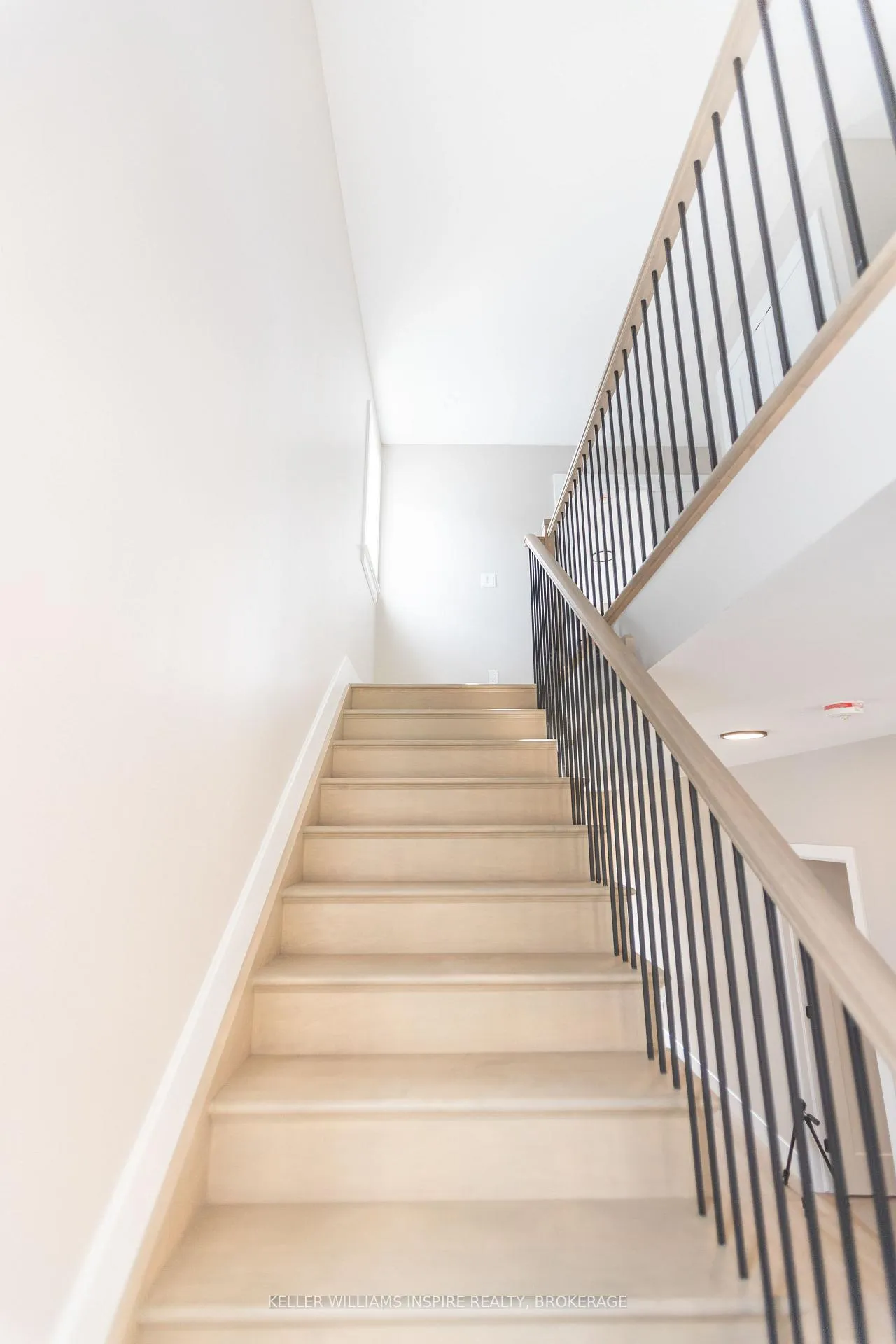 Photo 12 of 128 McDonough Crescent, Loyalist, Amherstview — HOMEH