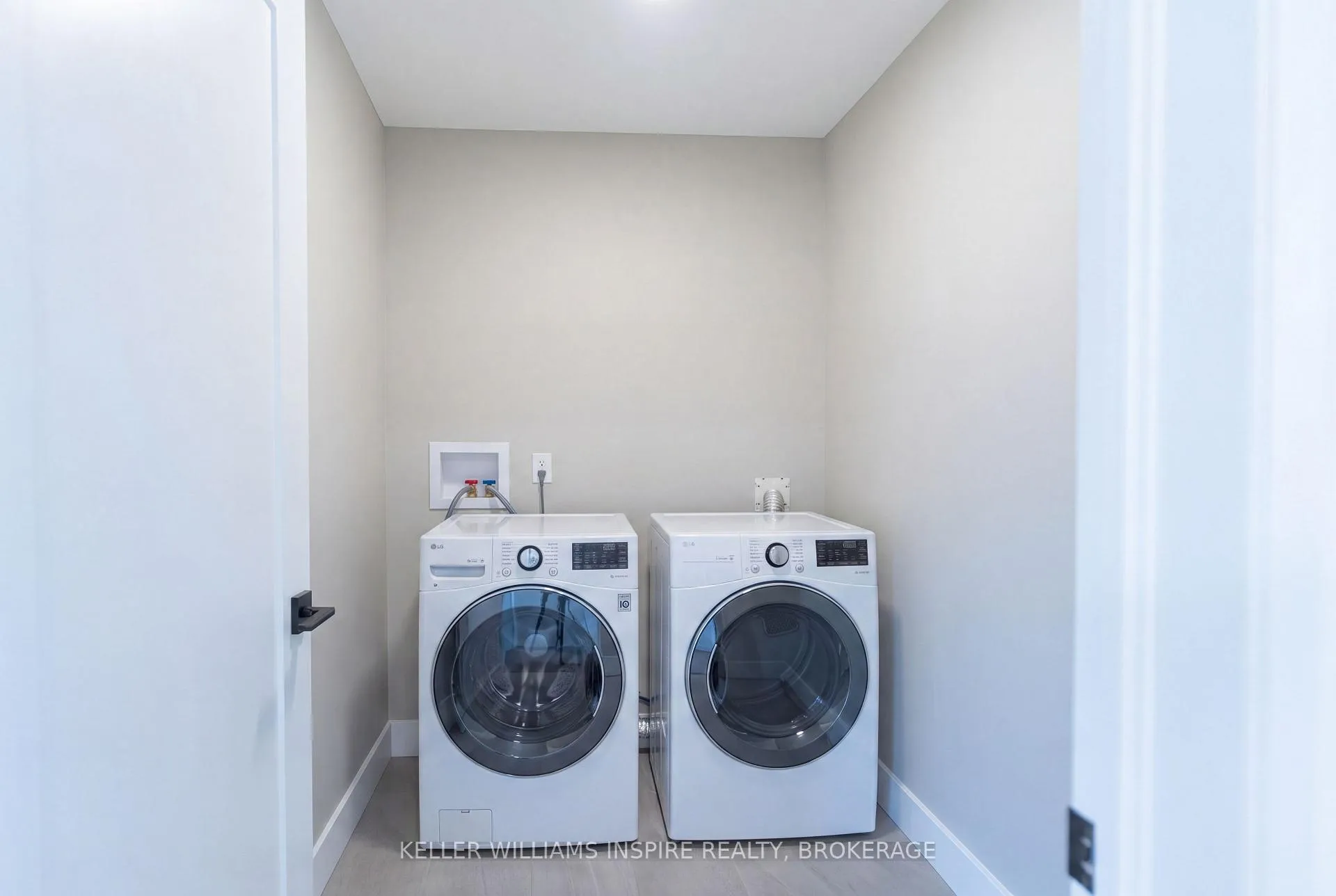 Photo 26 of 128 McDonough Crescent, Loyalist, Amherstview — HOMEH