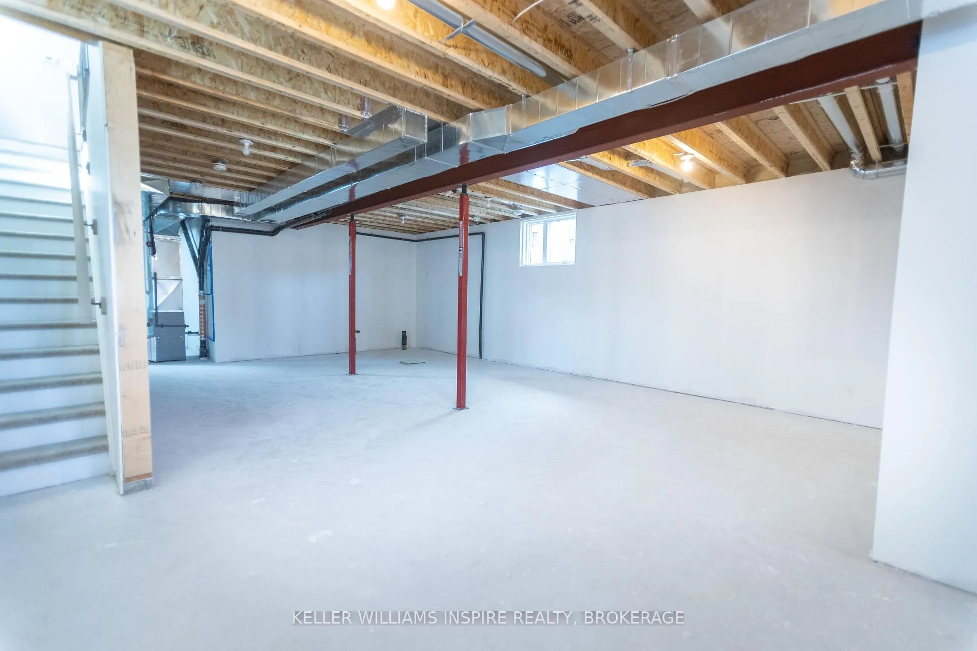 Photo 27 of 128 McDonough Crescent, Loyalist, Amherstview — HOMEH