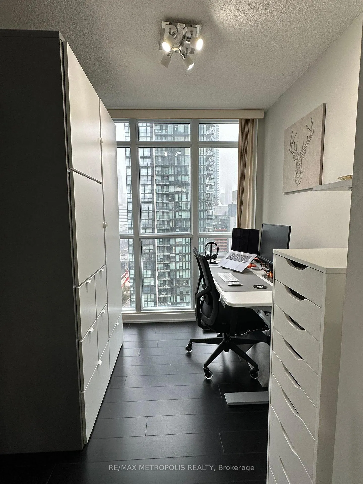 Photo 2 of Unit 2202, 15 Iceboat Terrace, Toronto, Waterfront Communities — HOMEH