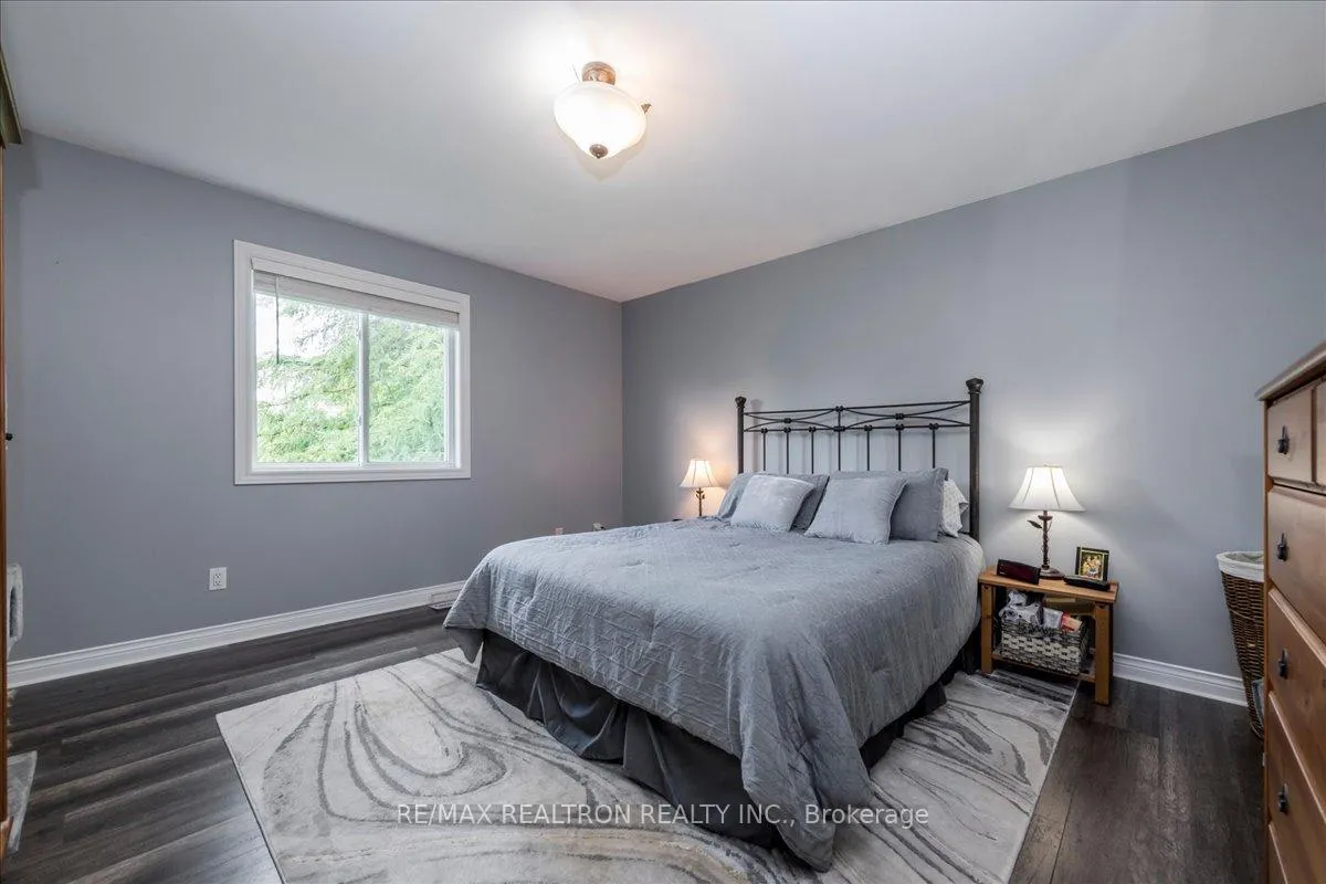 Photo 14 of 4 Templeton Drive, Clearview, New Lowell — HOMEH