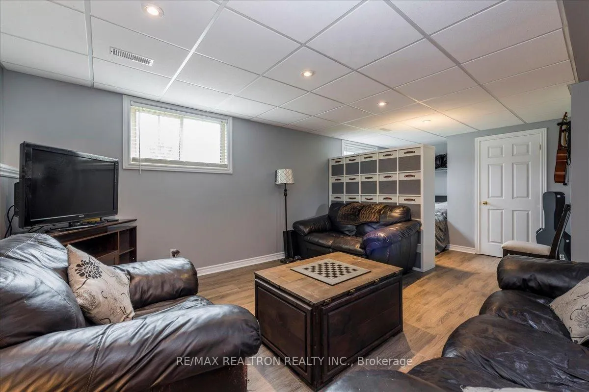 Photo 22 of 4 Templeton Drive, Clearview, New Lowell — HOMEH