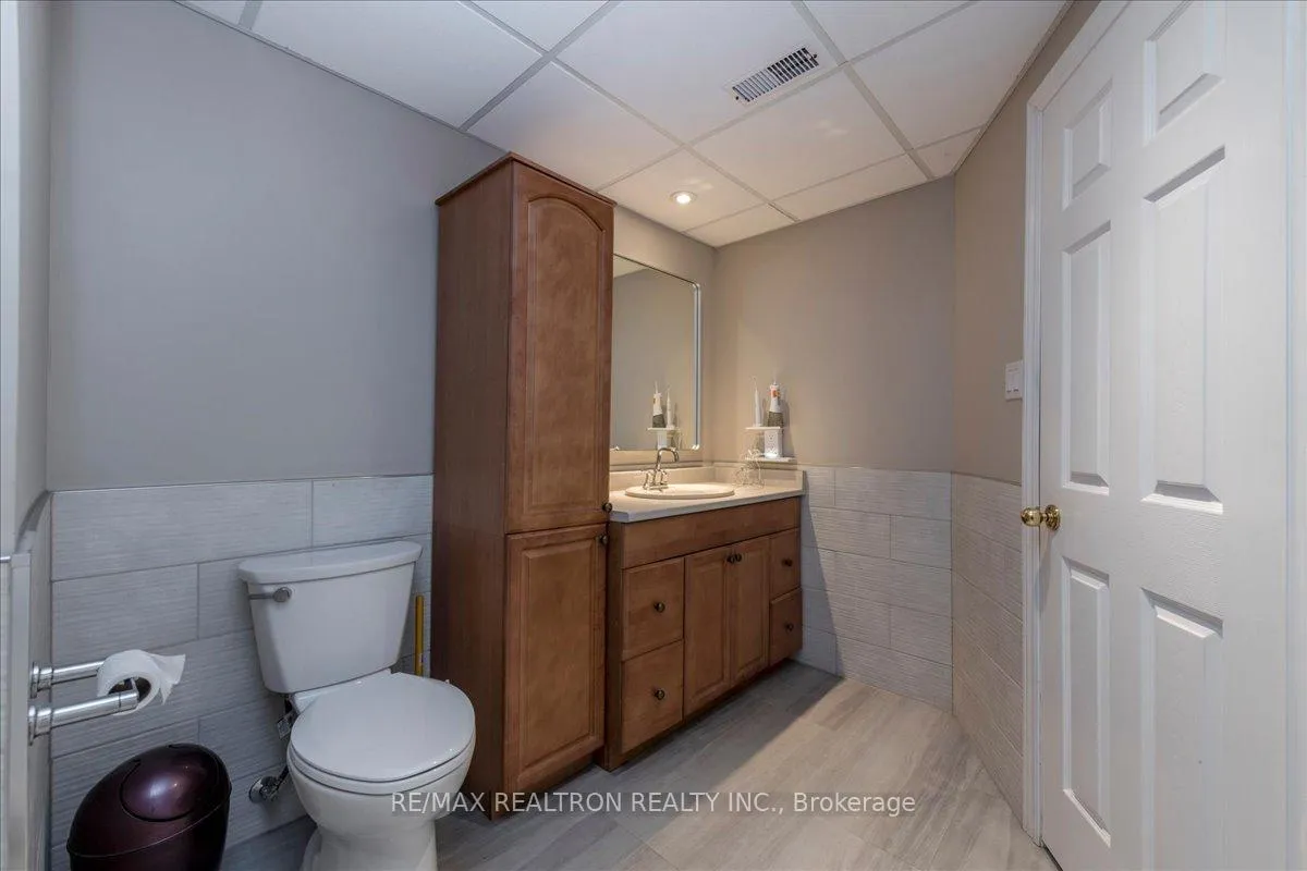 Photo 25 of 4 Templeton Drive, Clearview, New Lowell — HOMEH