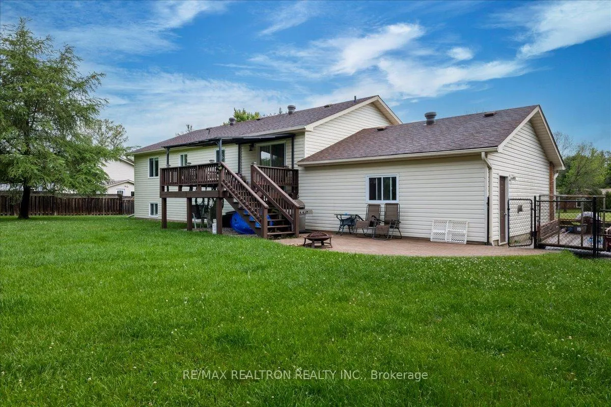 Photo 31 of 4 Templeton Drive, Clearview, New Lowell — HOMEH