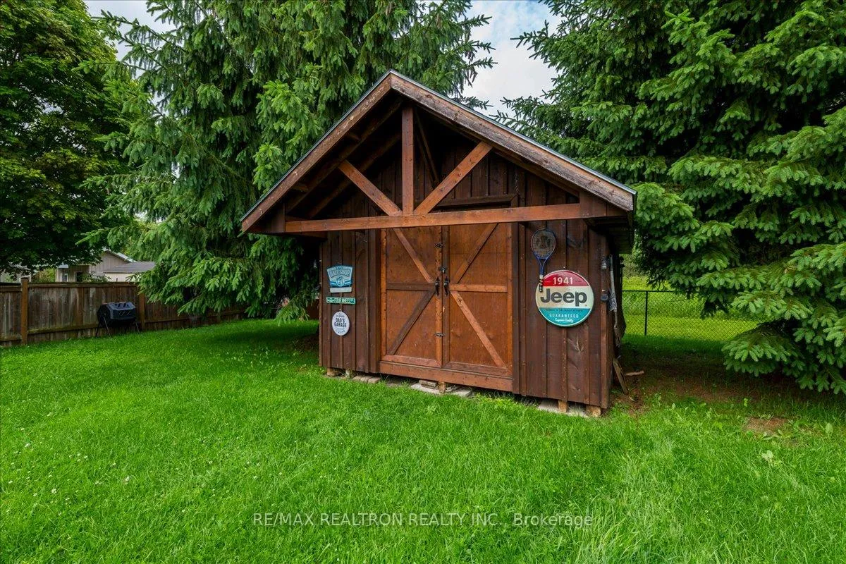 Photo 35 of 4 Templeton Drive, Clearview, New Lowell — HOMEH