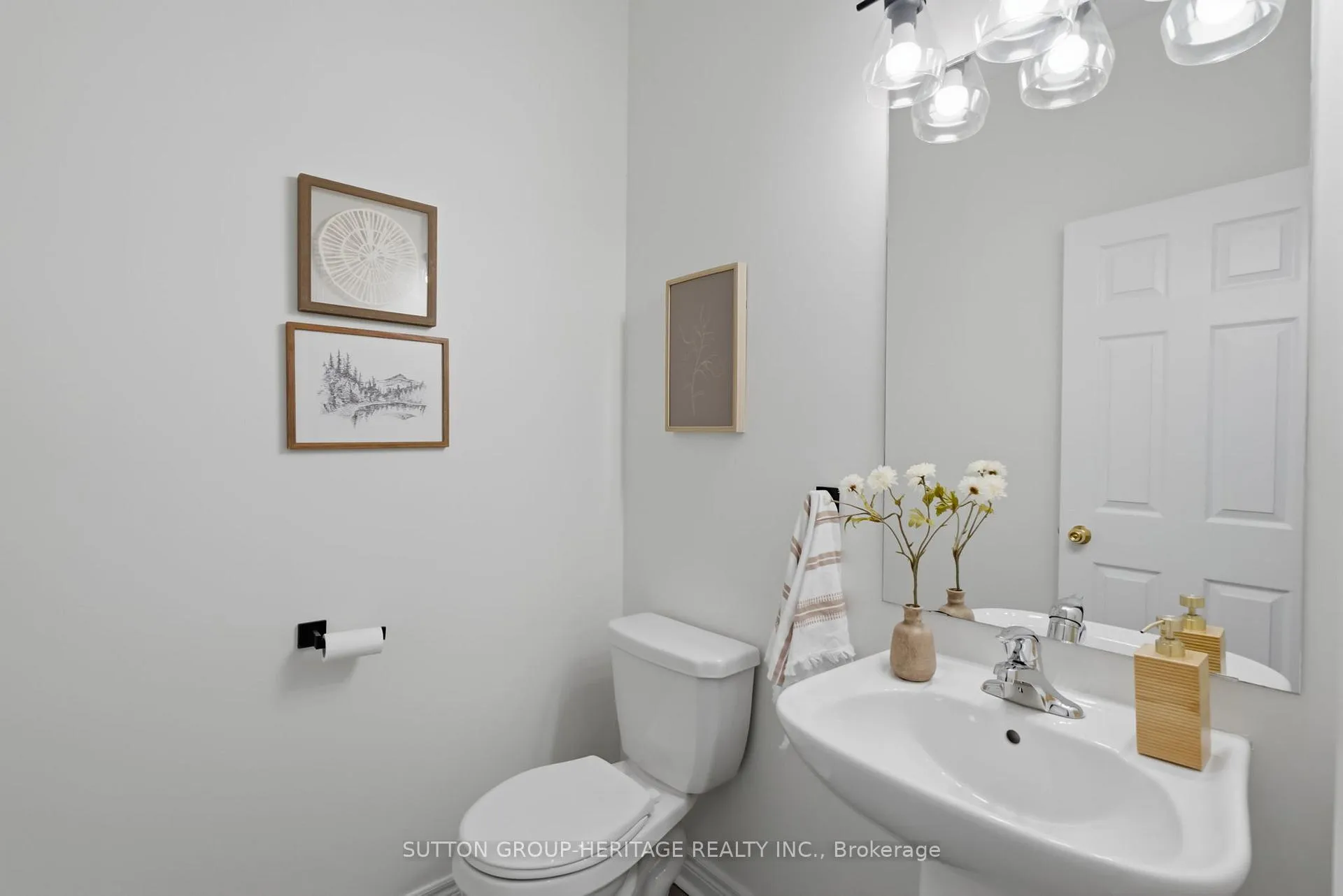 Photo 8 of 25 Brider Crescent, Ajax, Northeast Ajax — HOMEH