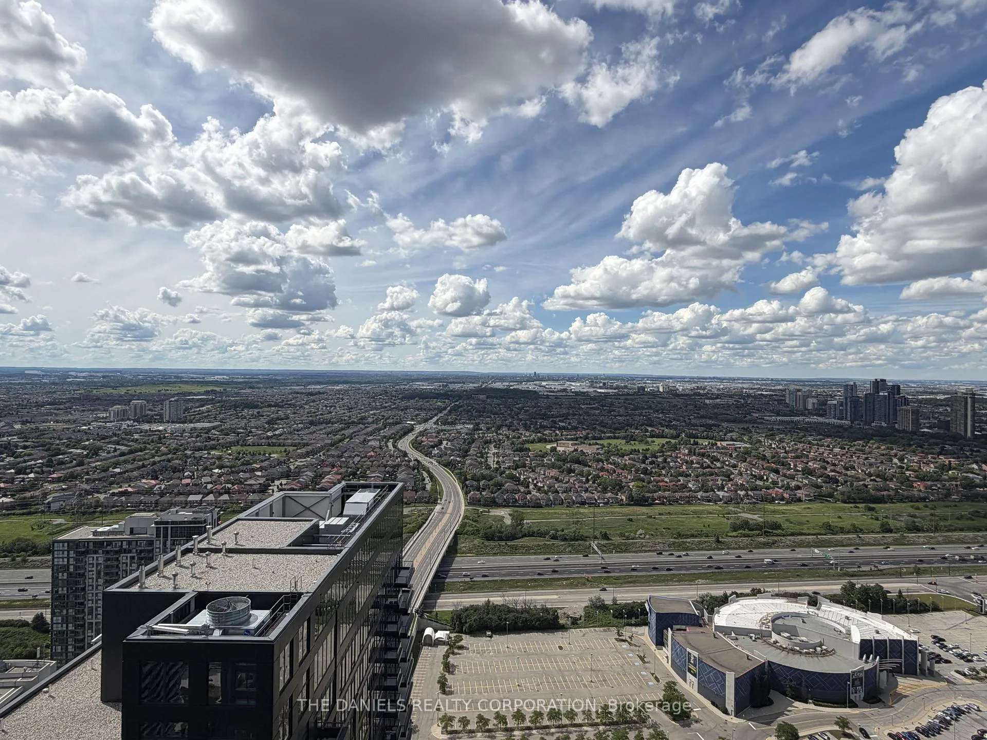 Photo 14 of Unit 4502, 395 Square One Drive, Mississauga, City Centre — HOMEH