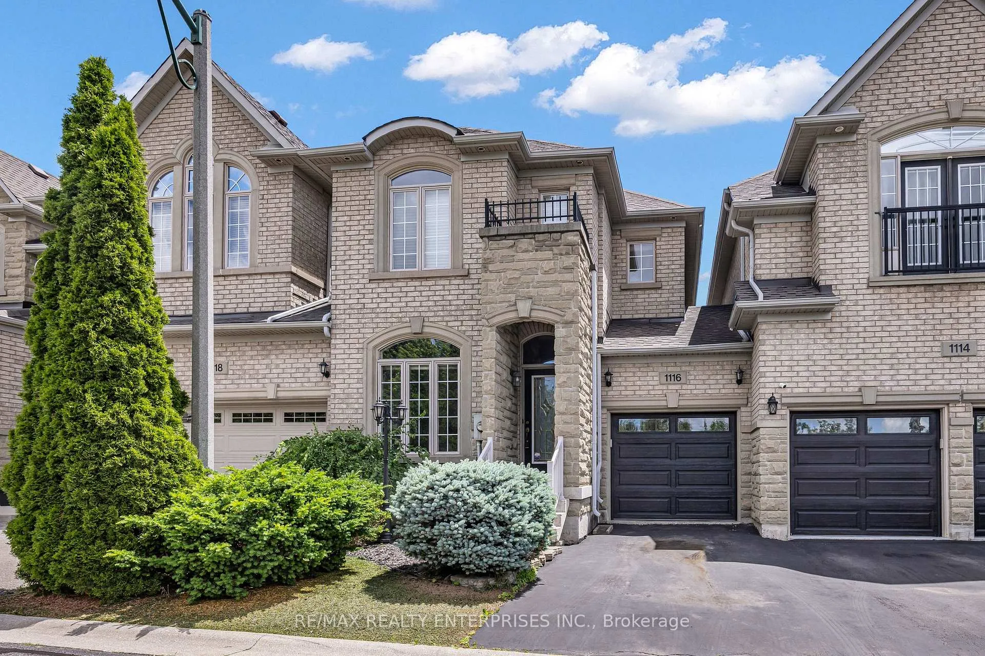 Front of 1116 Woodington Lane