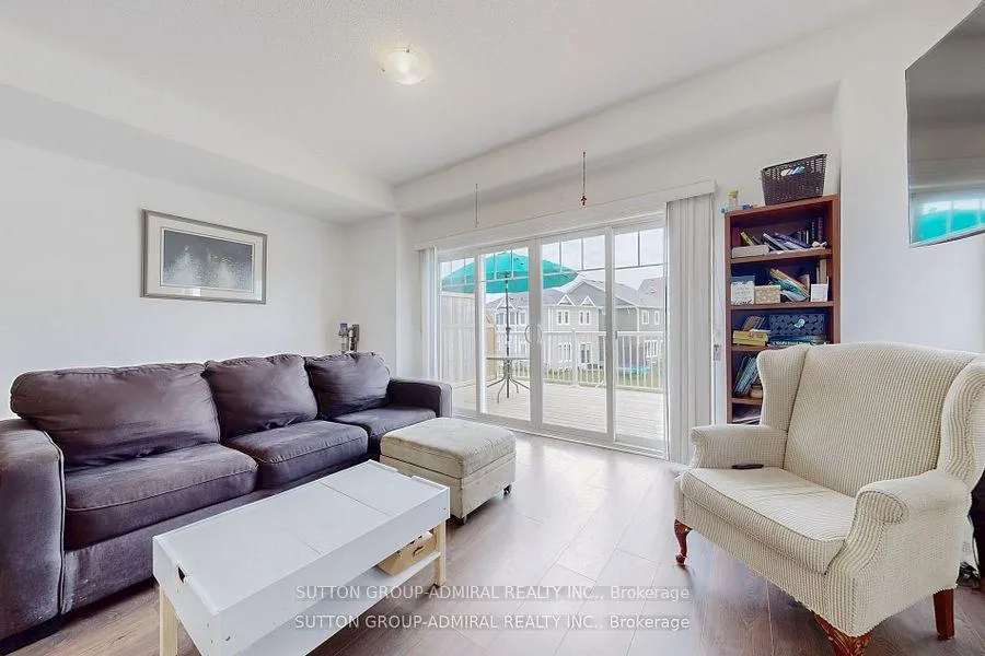 Photo 5 of 146 Village Gate Drive, Wasaga Beach — HOMEH