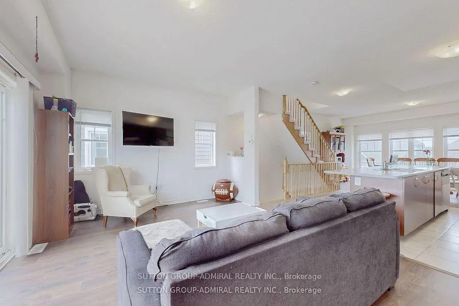 Photo 9 of 146 Village Gate Drive, Wasaga Beach — HOMEH