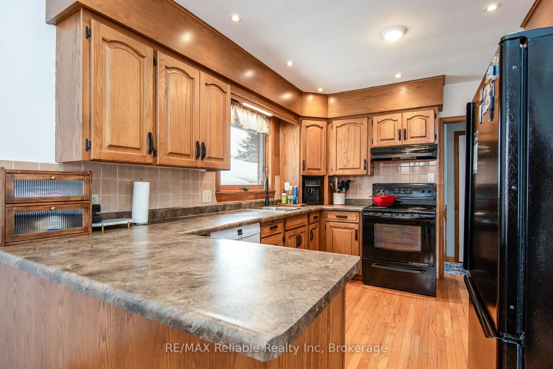 Photo 21 of 45 William Street, Huron East, Egmondville — HOMEH