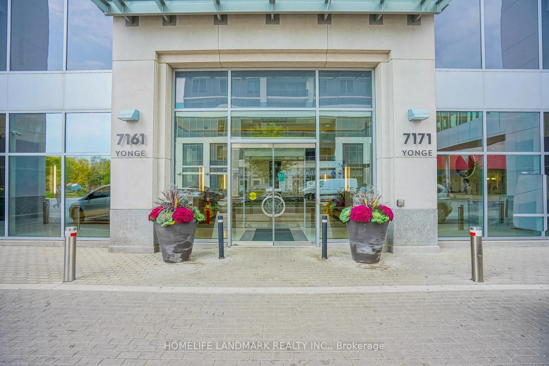 Photo 3 of Unit 2701, 7171 Yonge Street, Markham, Grandview — HOMEH