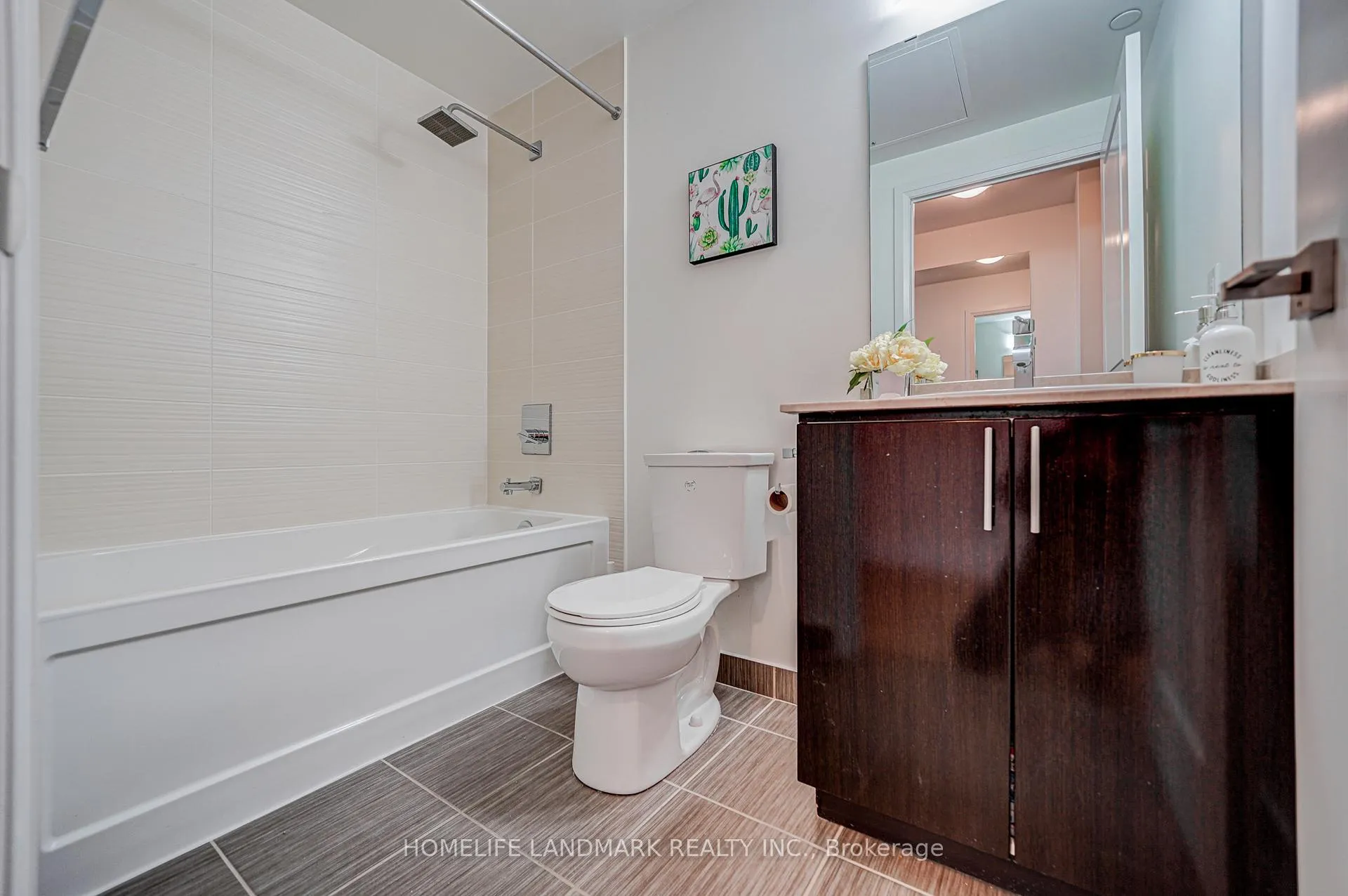 Photo 17 of Unit 2701, 7171 Yonge Street, Markham, Grandview — HOMEH