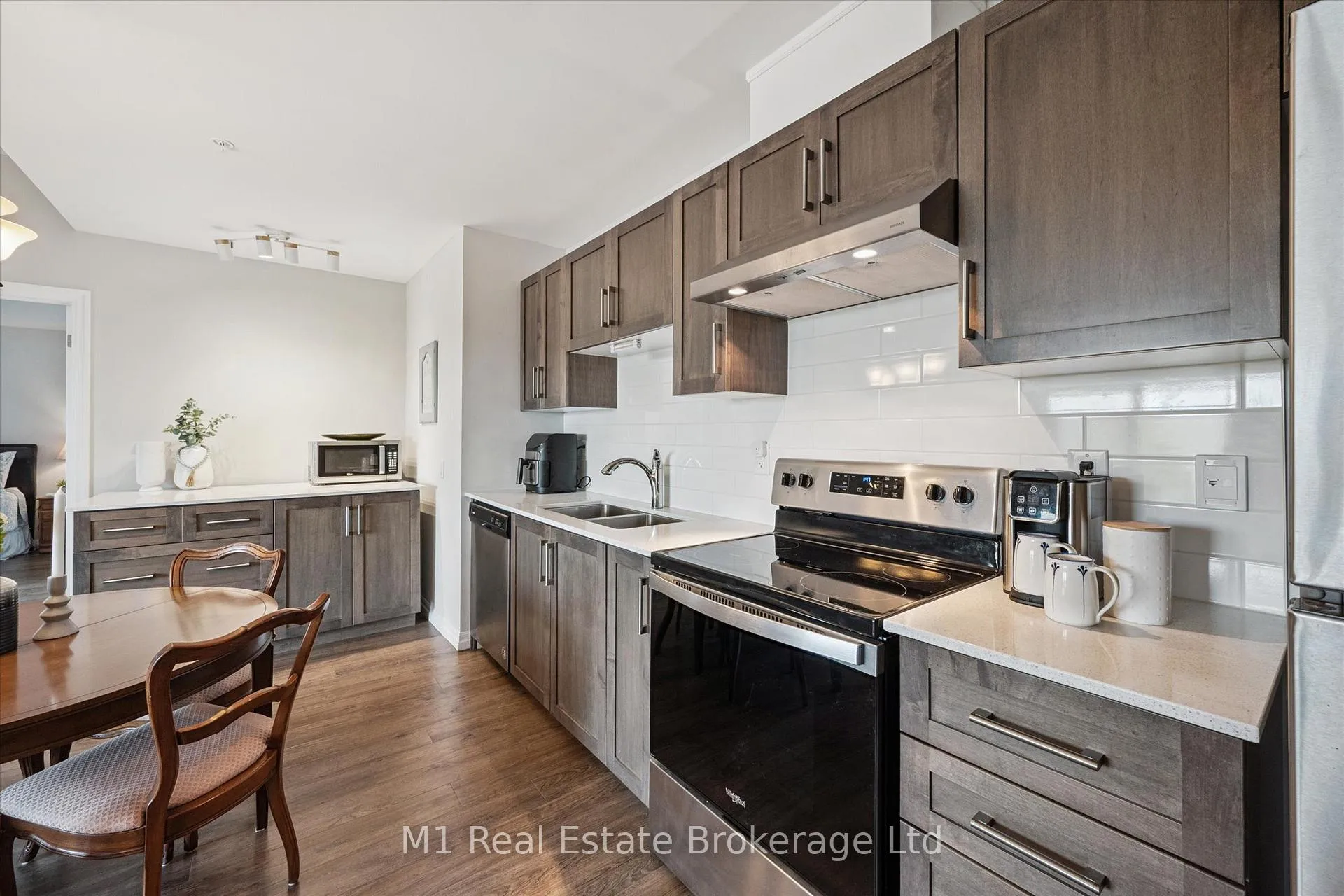 Photo 15 of Unit 13, 35 Kingsbury Square, Guelph, Pineridge/Westminster Woods — HOMEH