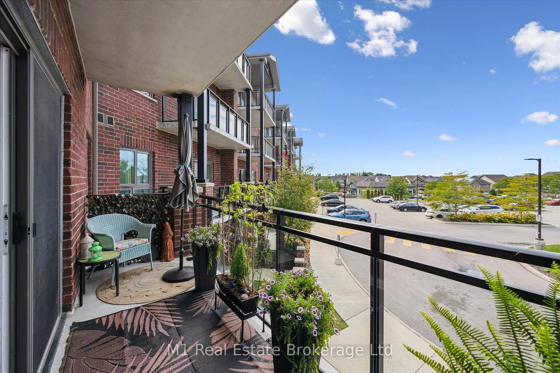 Photo 29 of Unit 13, 35 Kingsbury Square, Guelph, Pineridge/Westminster Woods — HOMEH