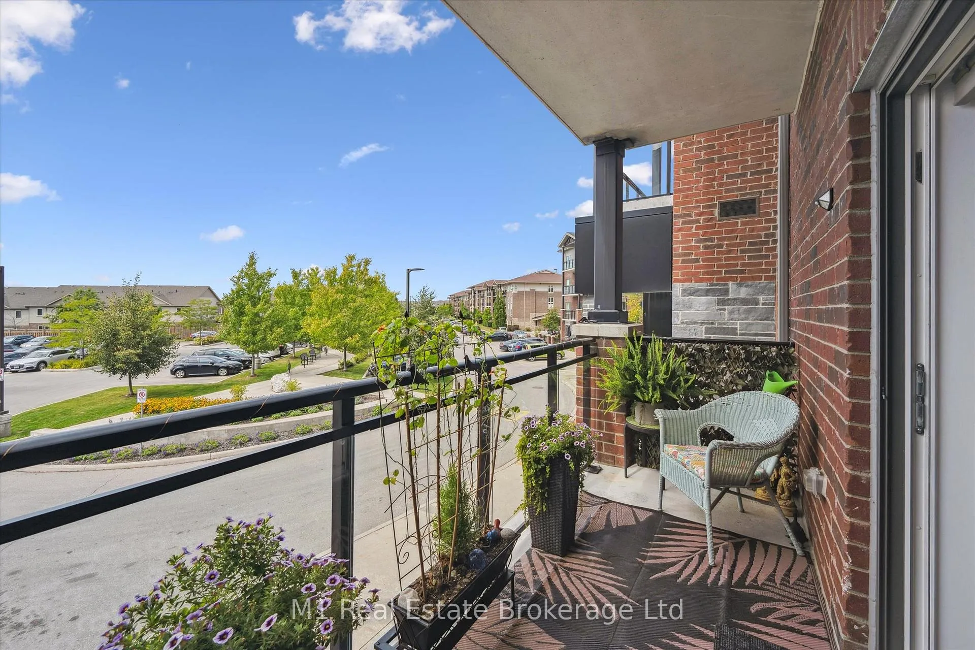 Photo 30 of Unit 13, 35 Kingsbury Square, Guelph, Pineridge/Westminster Woods — HOMEH