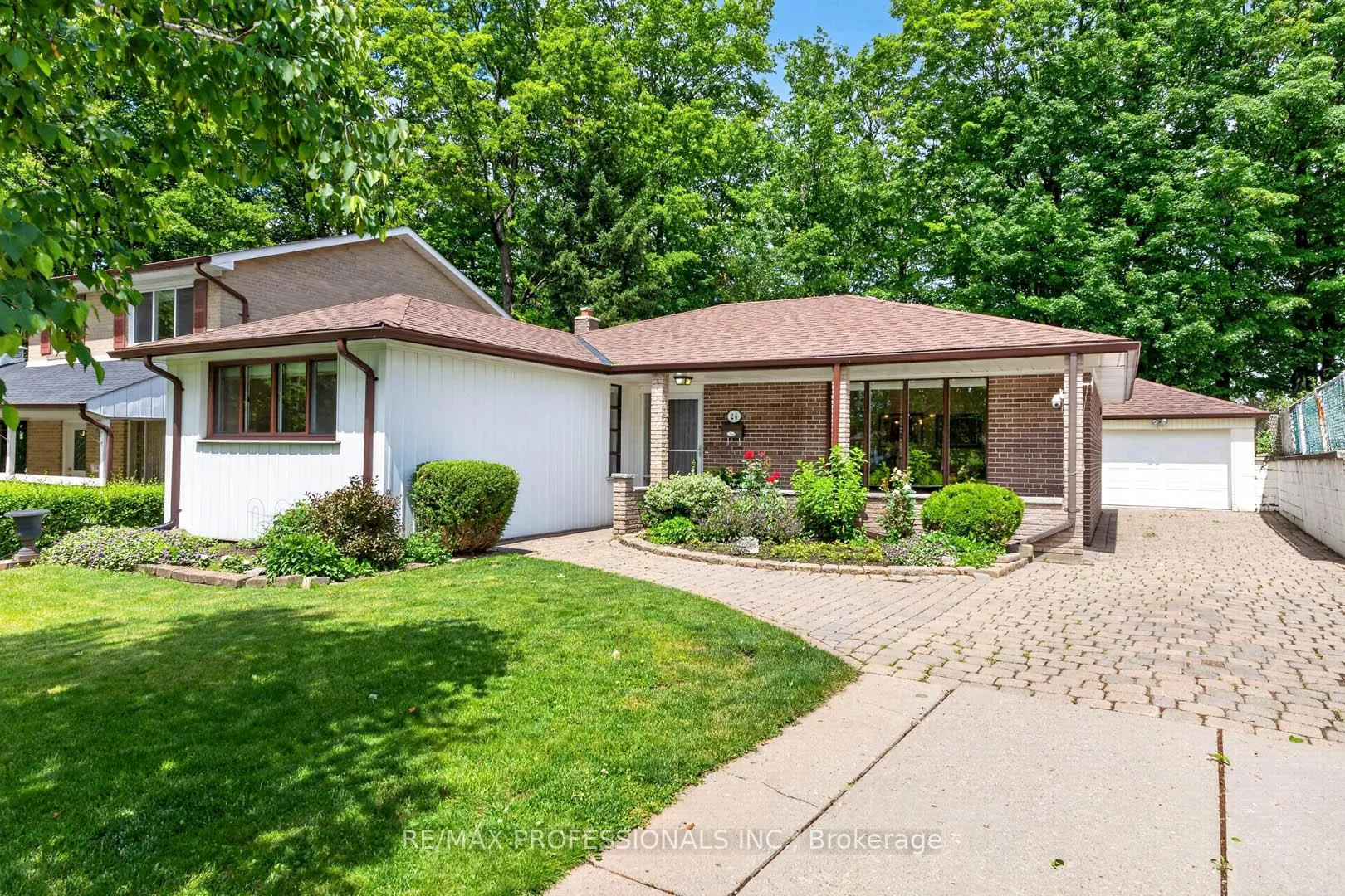 Photo 1 of 26 Bratty Road, North York, York University Heights — HOMEH