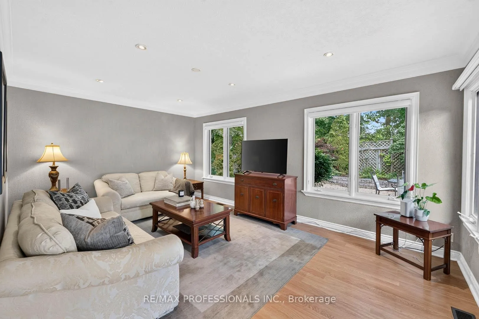 Photo 13 of 26 Bratty Road, North York, York University Heights — HOMEH
