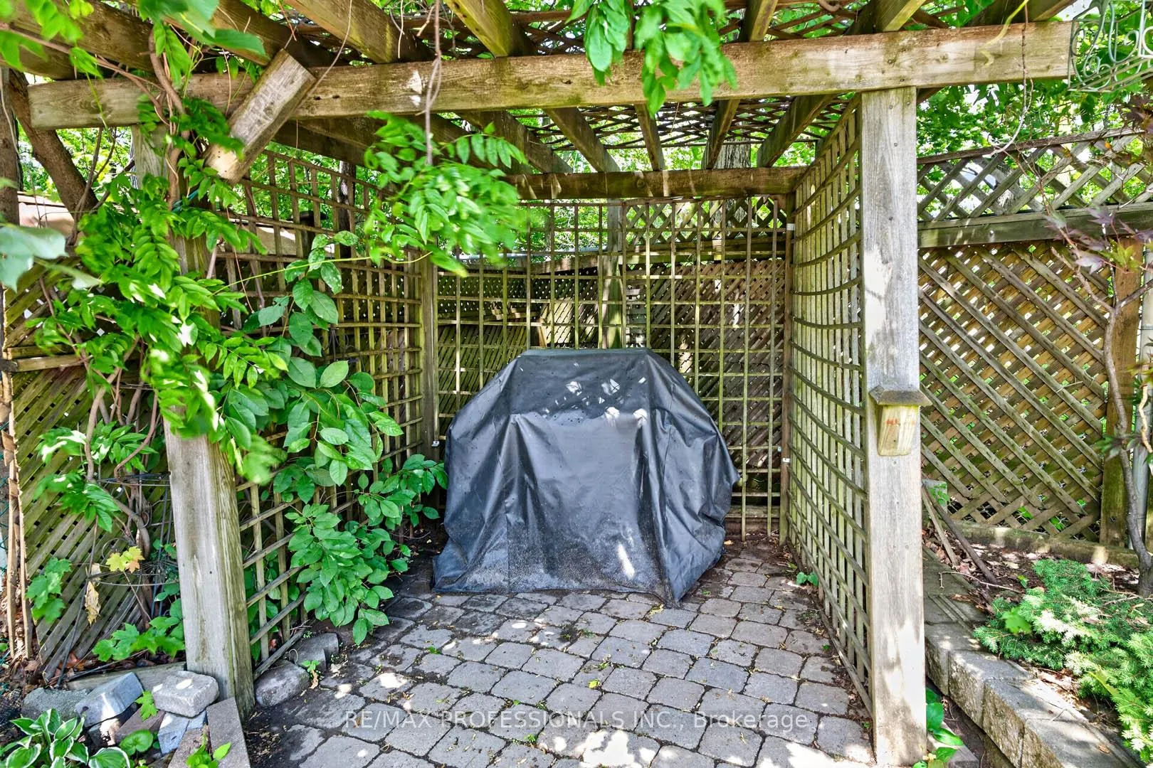 Photo 41 of 26 Bratty Road, North York, York University Heights — HOMEH