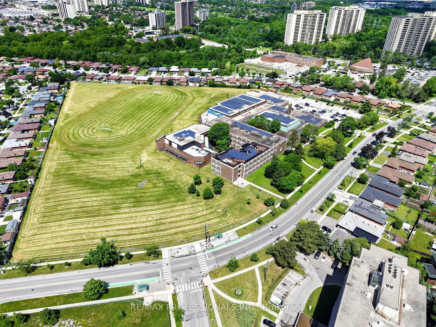 Photo 47 of 26 Bratty Road, North York, York University Heights — HOMEH