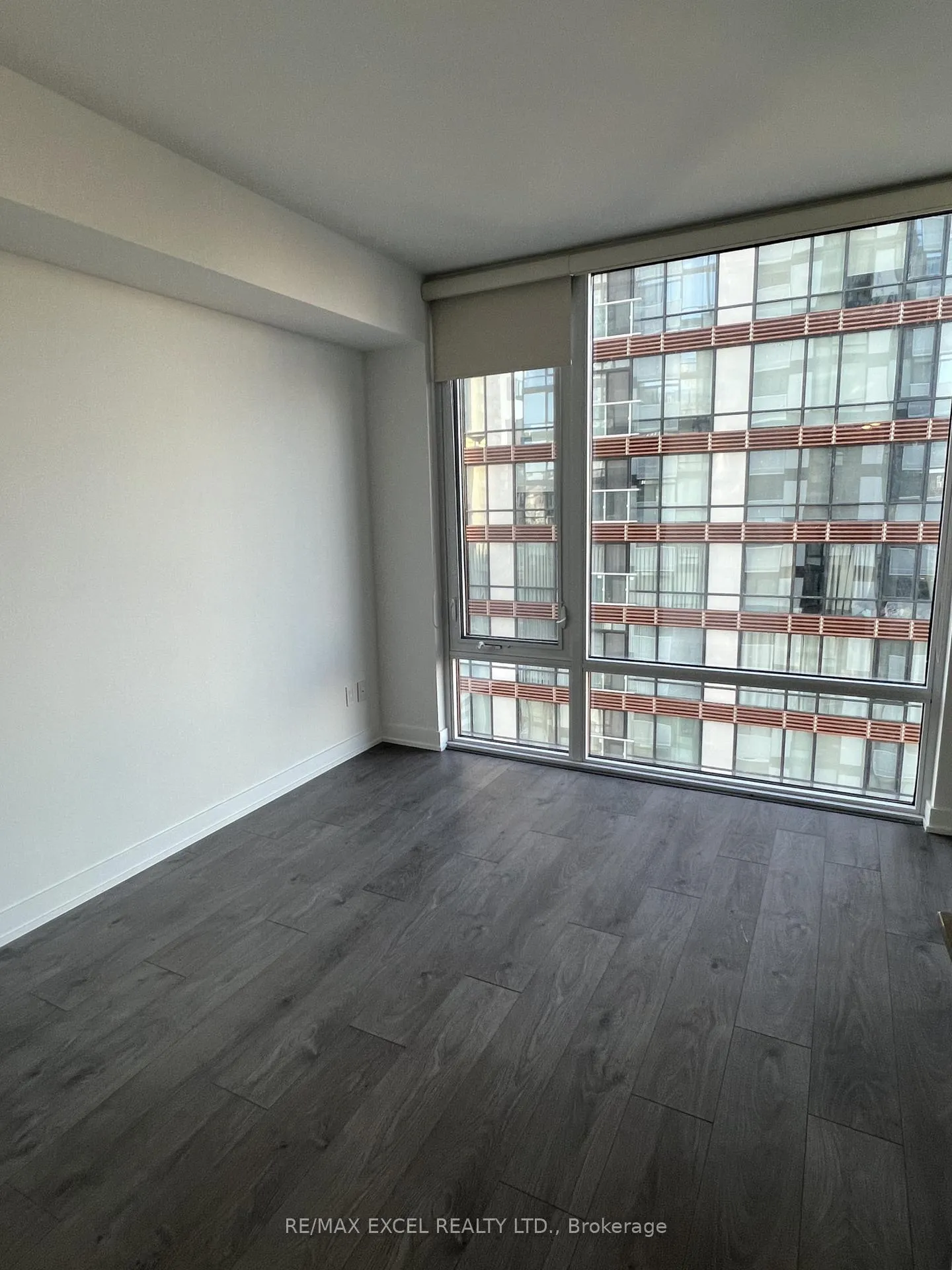 Photo 3 of Unit 2005, 501 Yonge Street, Toronto, Church-Yonge Corridor — HOMEH