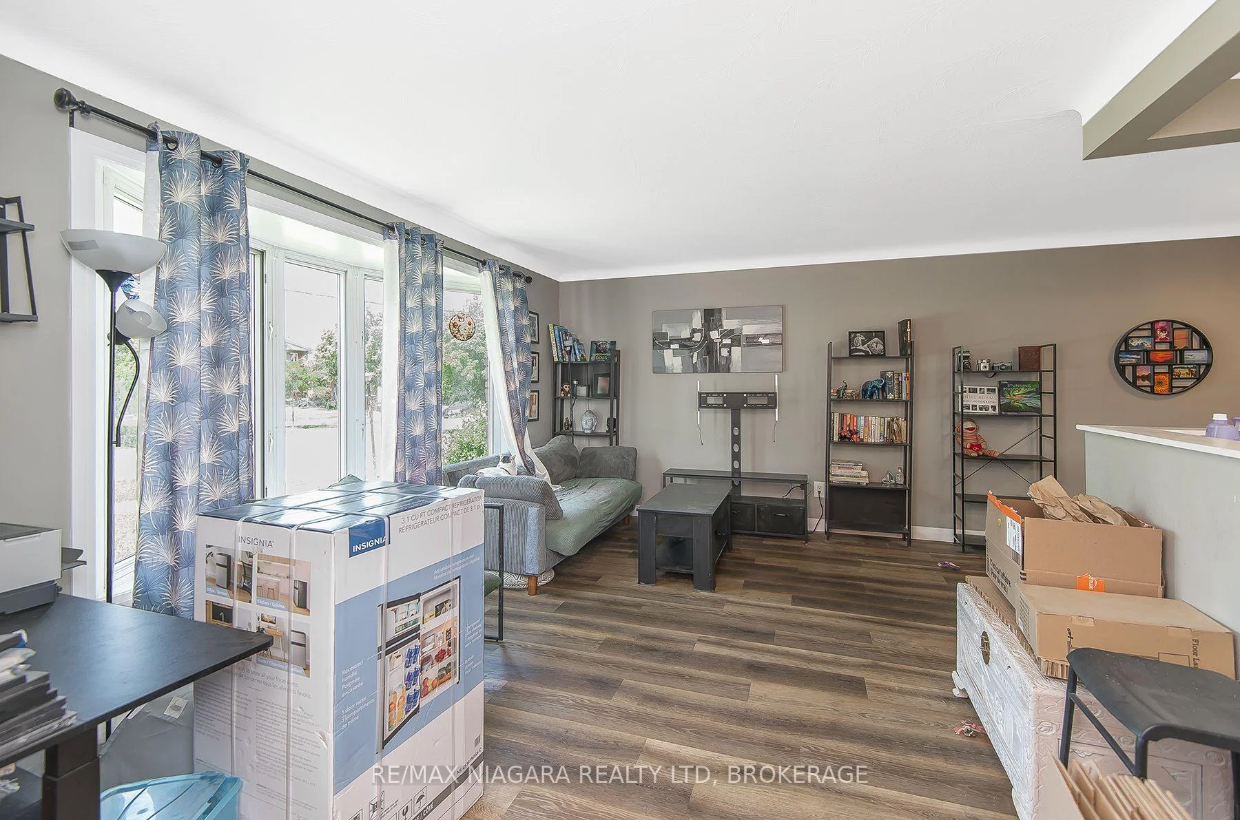 Photo 15 of 58 Dorchester Boulevard, St. Catharines, Carlton/Bunting — HOMEH