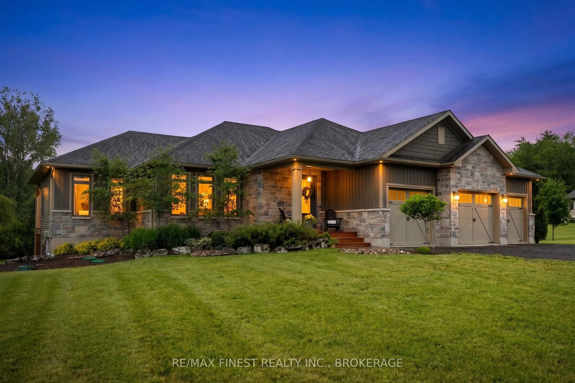 Photo 1 of 1046 Kam Avenue, Frontenac, Frontenac South — HOMEH