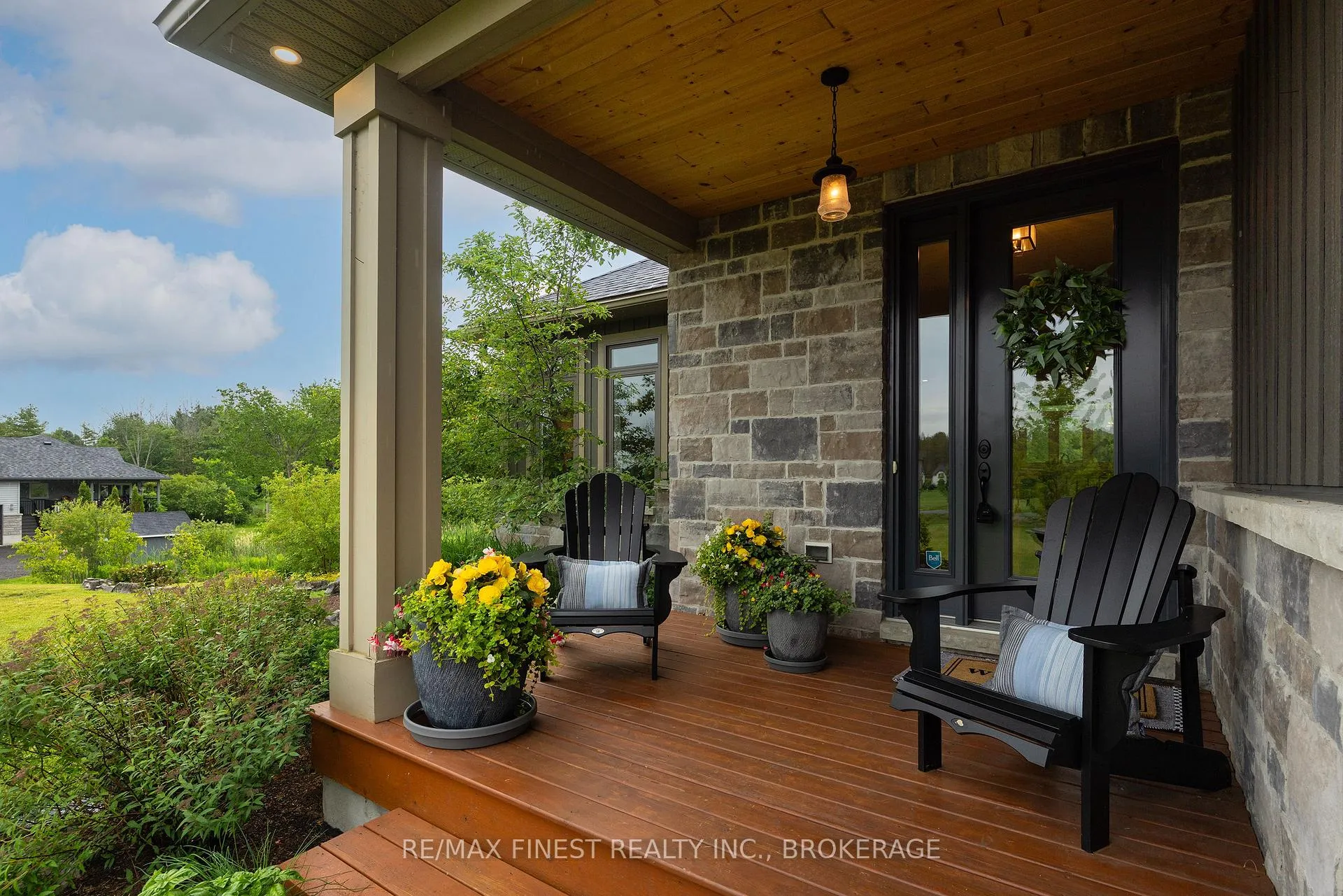 Photo 3 of 1046 Kam Avenue, Frontenac, Frontenac South — HOMEH