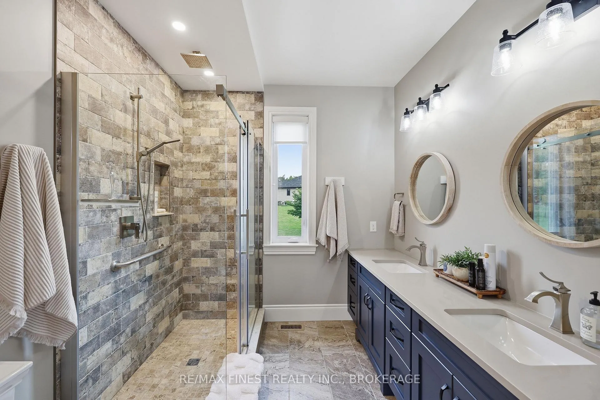 Photo 31 of 1046 Kam Avenue, Frontenac, Frontenac South — HOMEH