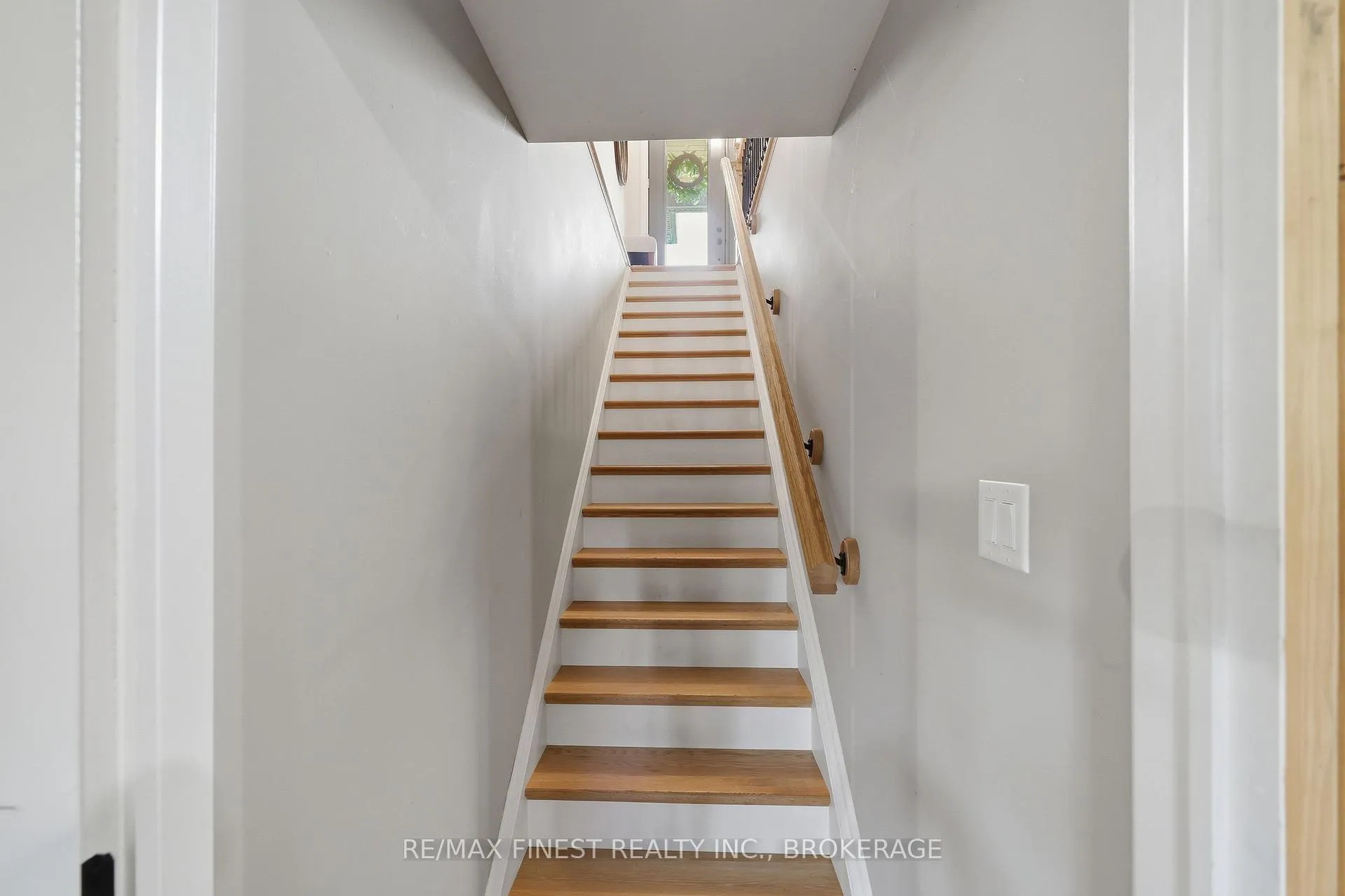 Photo 35 of 1046 Kam Avenue, Frontenac, Frontenac South — HOMEH