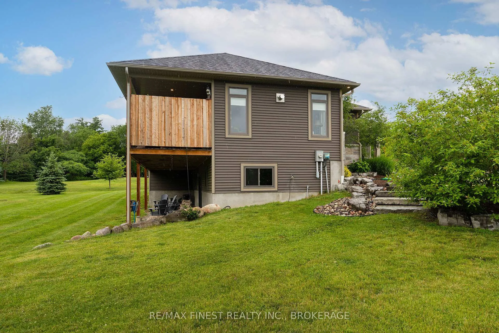 Photo 43 of 1046 Kam Avenue, Frontenac, Frontenac South — HOMEH
