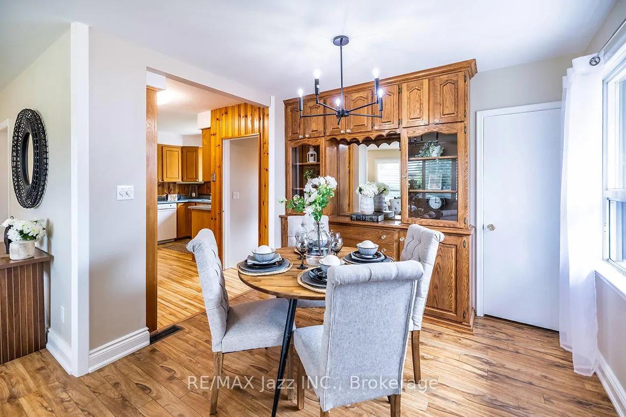 Photo 8 of 571 Finucane Street, Oshawa, McLaughlin — HOMEH