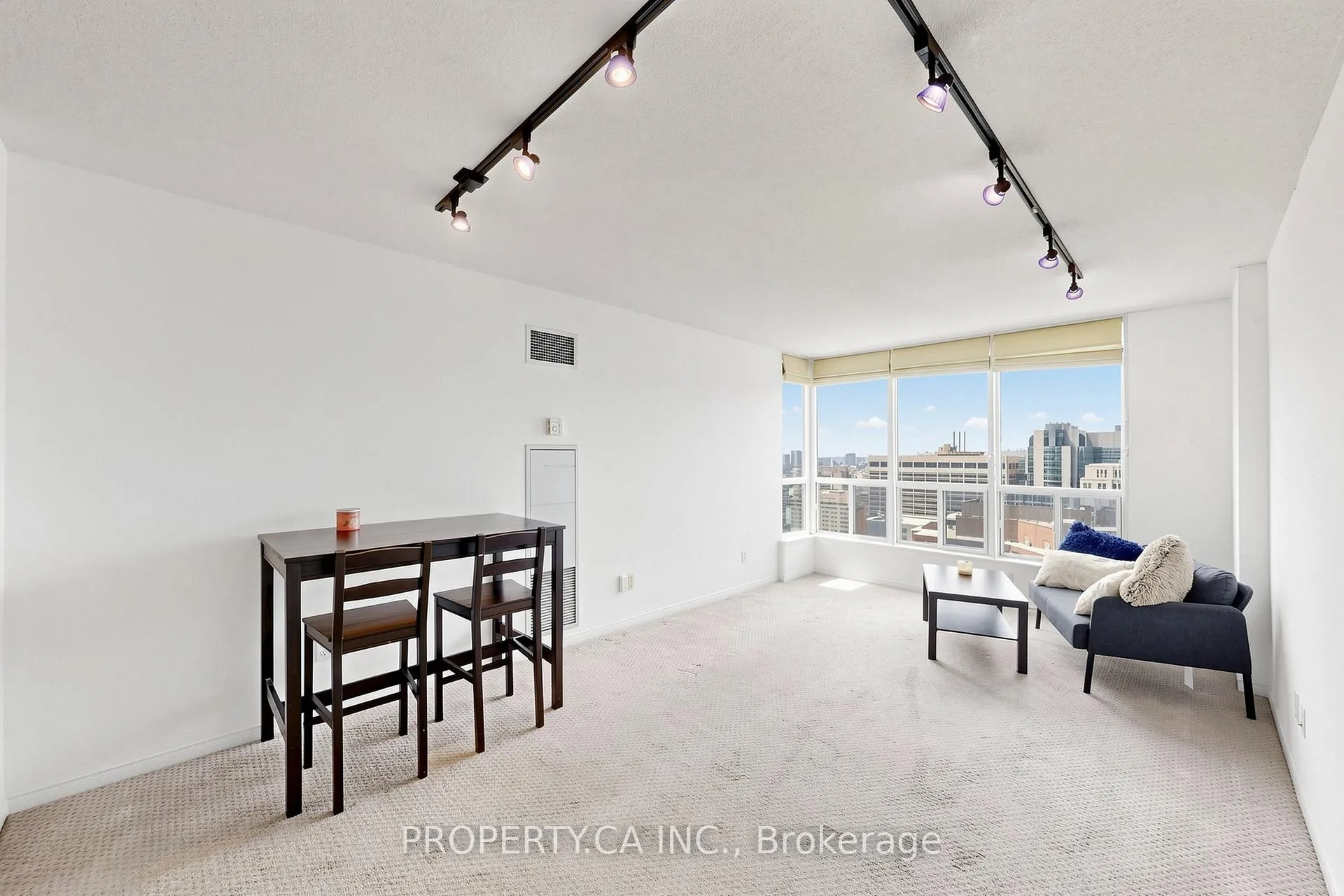 Photo 3 of Unit 3303, 750 Bay Street, Toronto, Bay Street Corridor — HOMEH