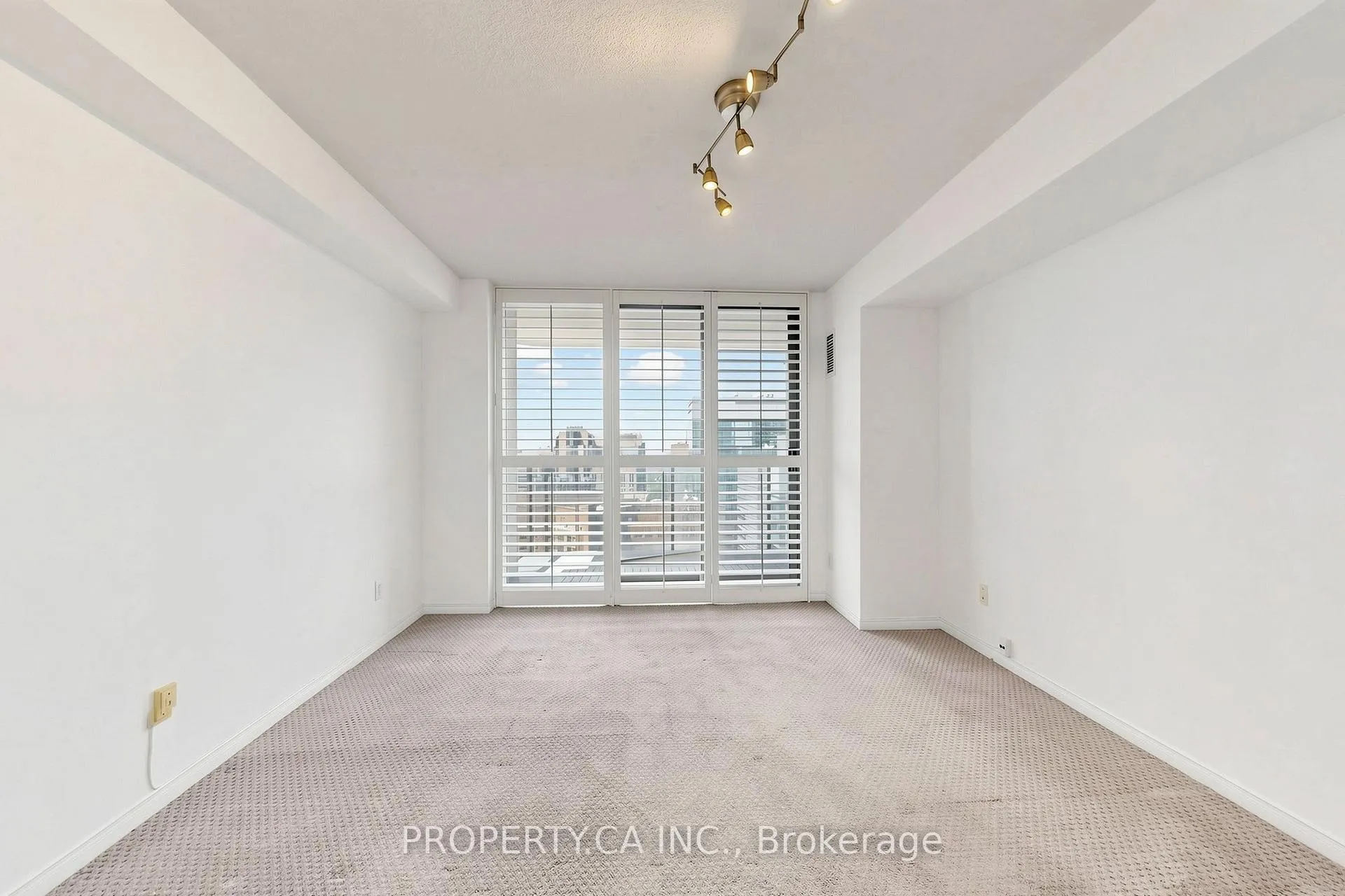 Photo 15 of Unit 3303, 750 Bay Street, Toronto, Bay Street Corridor — HOMEH