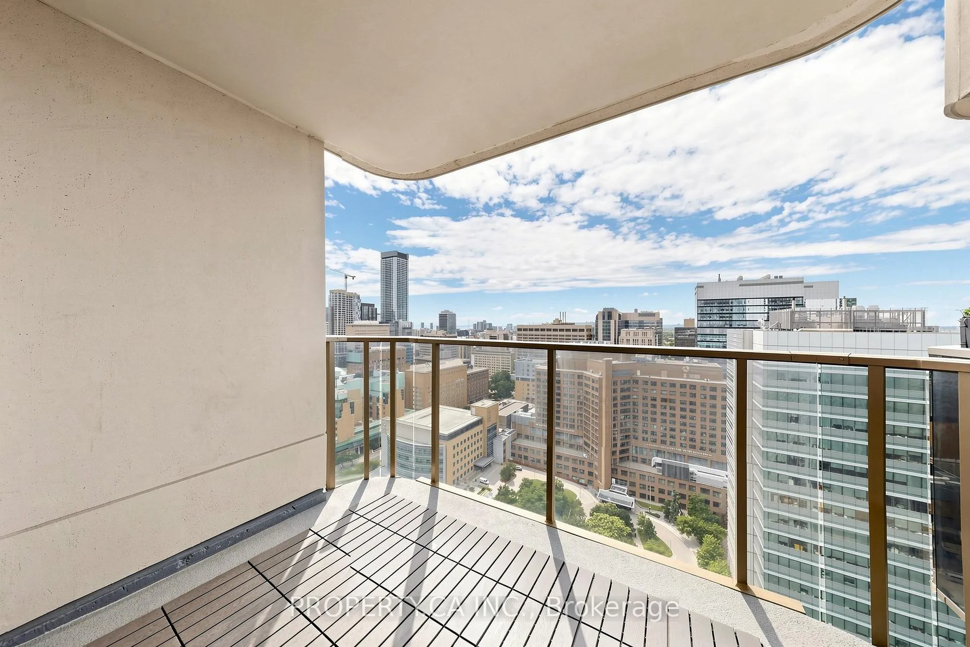 Photo 19 of Unit 3303, 750 Bay Street, Toronto, Bay Street Corridor — HOMEH