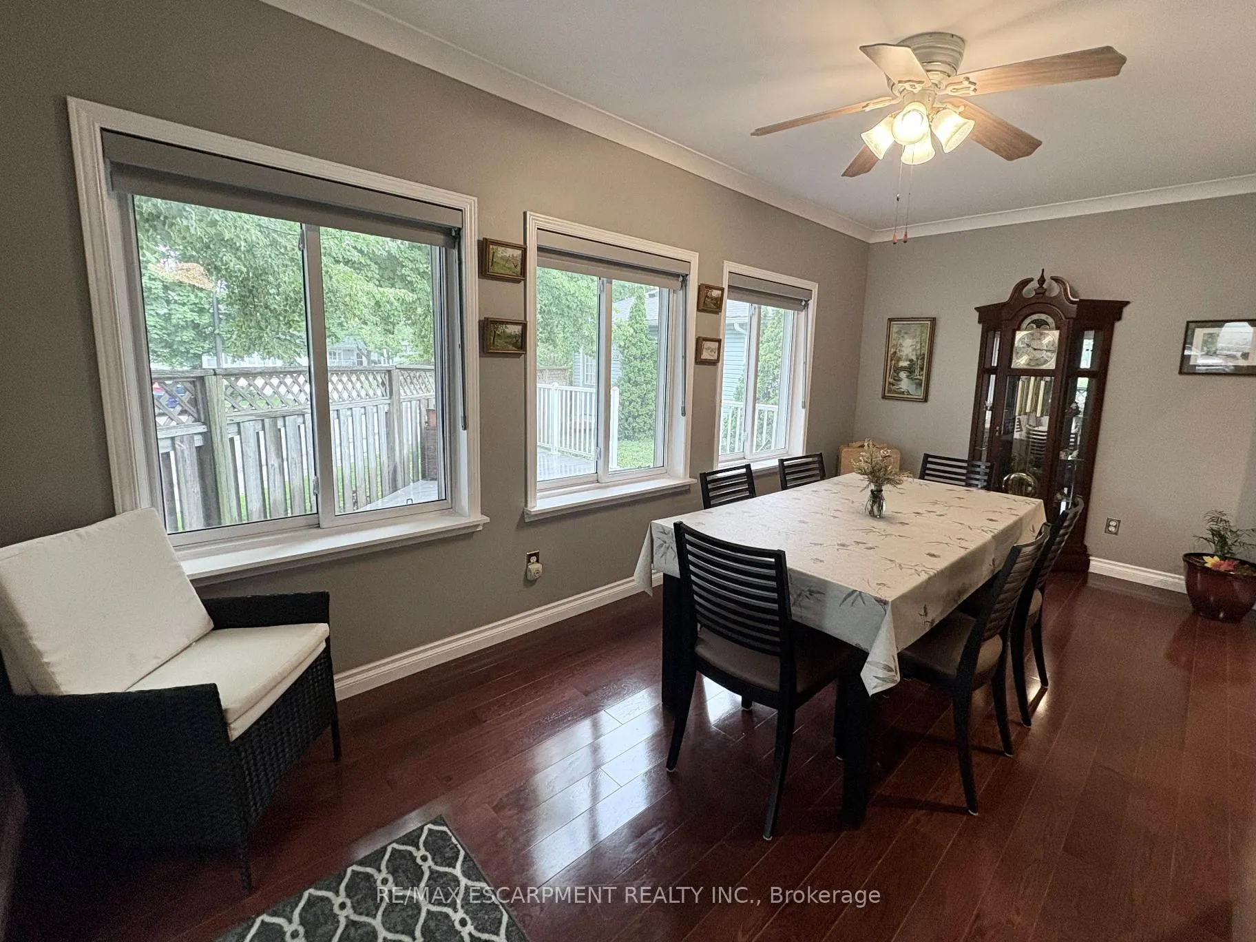 Photo 20 of 227 Silverbirch Boulevard, Hamilton, Rural Glanbrook — HOMEH