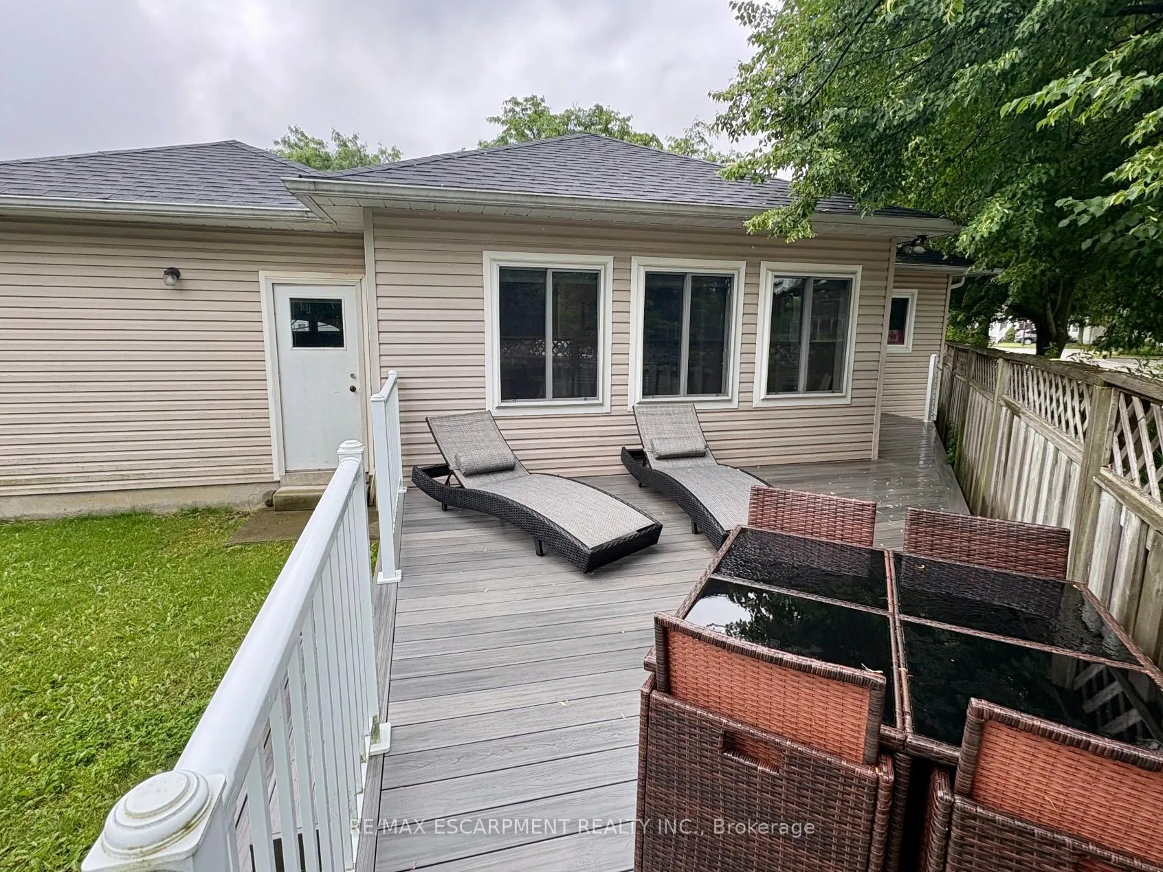 Photo 29 of 227 Silverbirch Boulevard, Hamilton, Rural Glanbrook — HOMEH