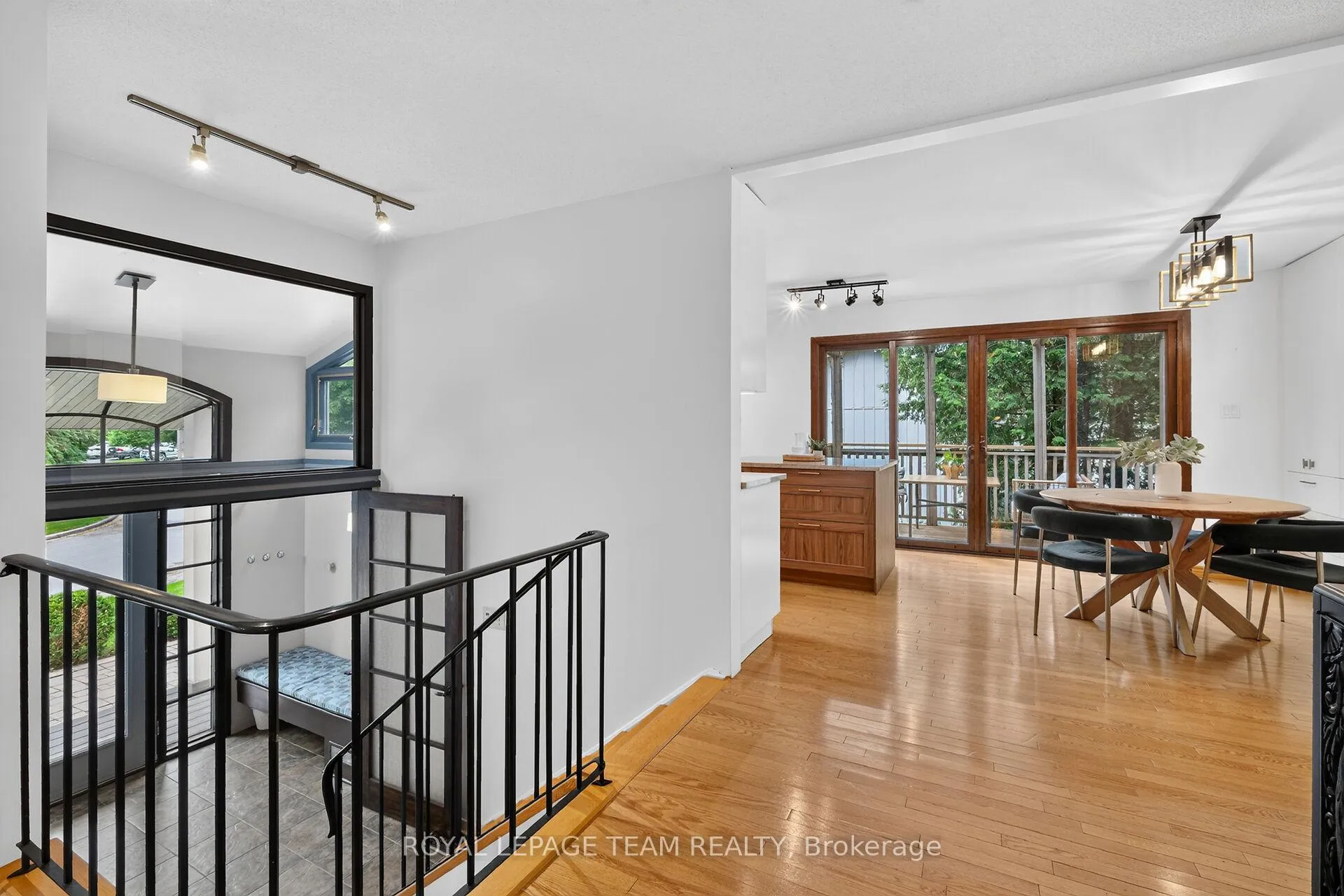 Photo 14 of 1282 Alloway Crescent, Ottawa, Carson Grove — HOMEH