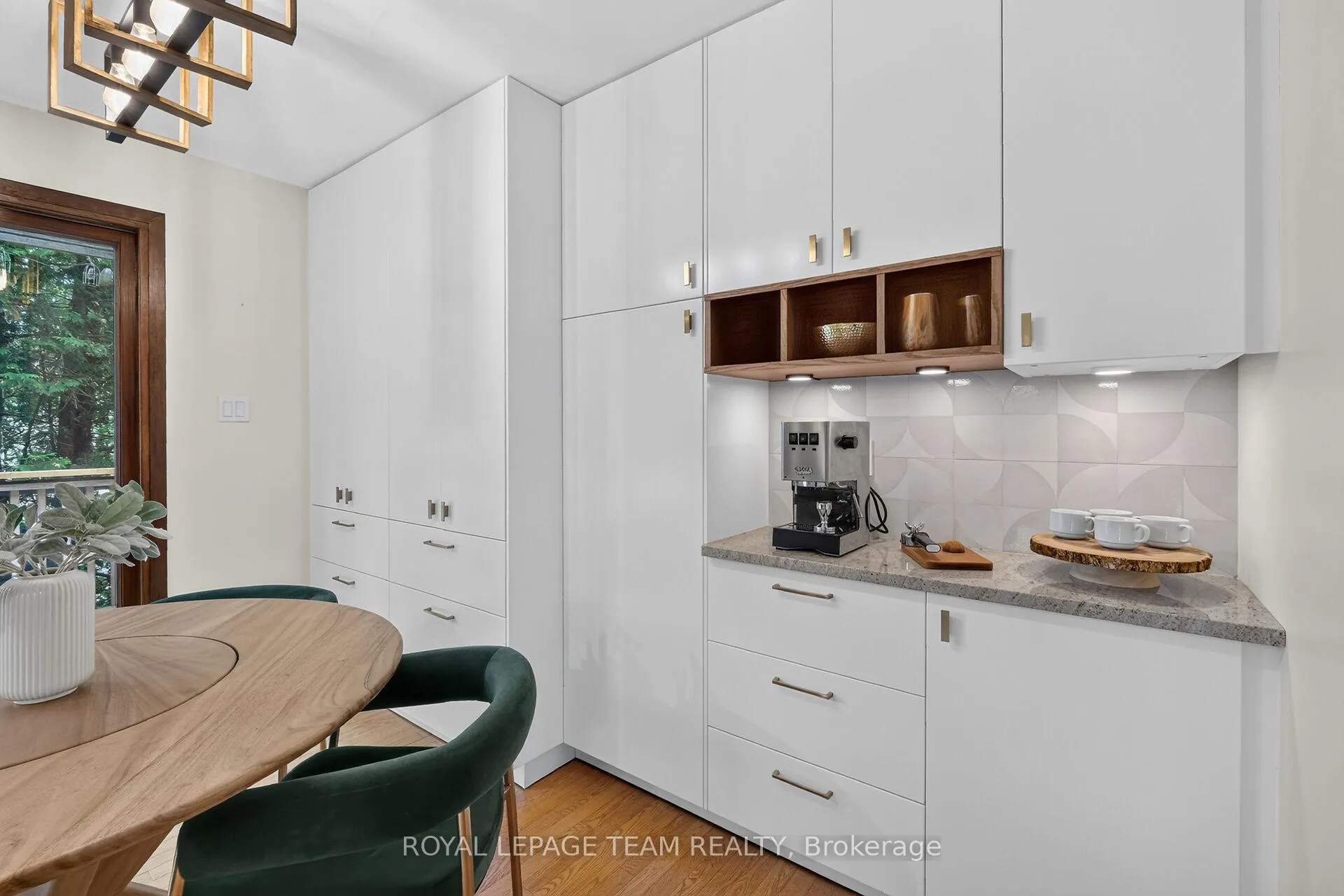 Photo 15 of 1282 Alloway Crescent, Ottawa, Carson Grove — HOMEH
