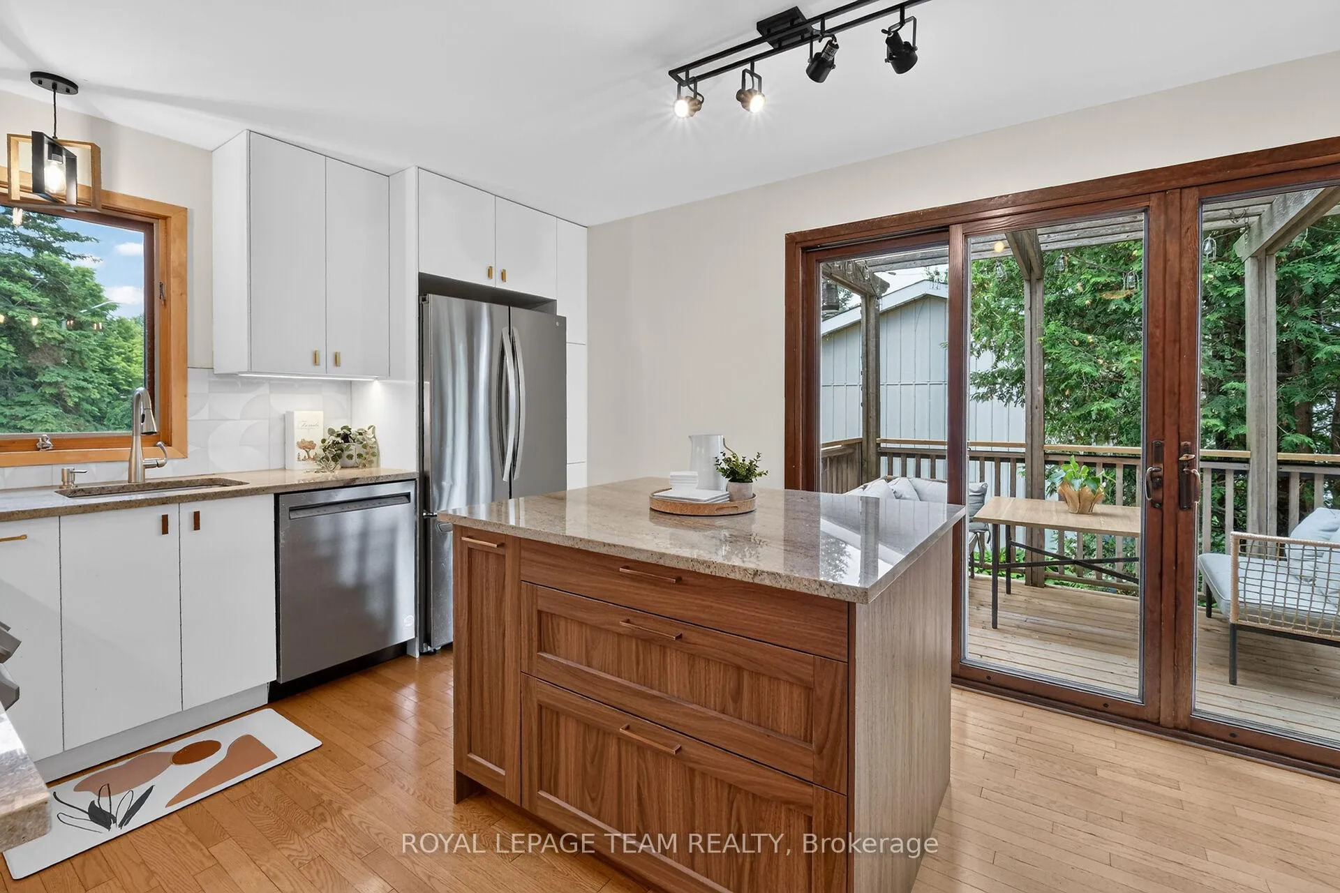 Photo 21 of 1282 Alloway Crescent, Ottawa, Carson Grove — HOMEH