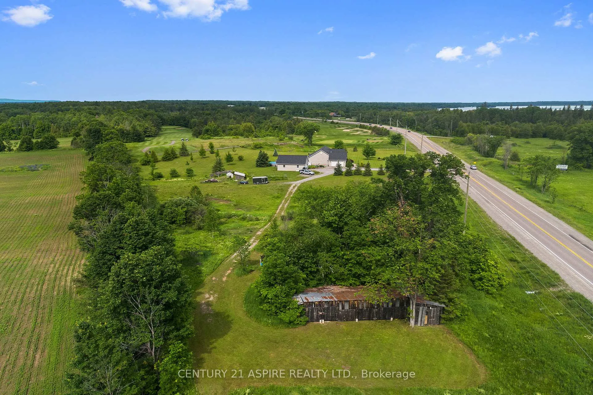 Photo 45 of 6969 60 Highway, North Algona Wilberforce, North Algona/Wilberforce Twp — HOMEH