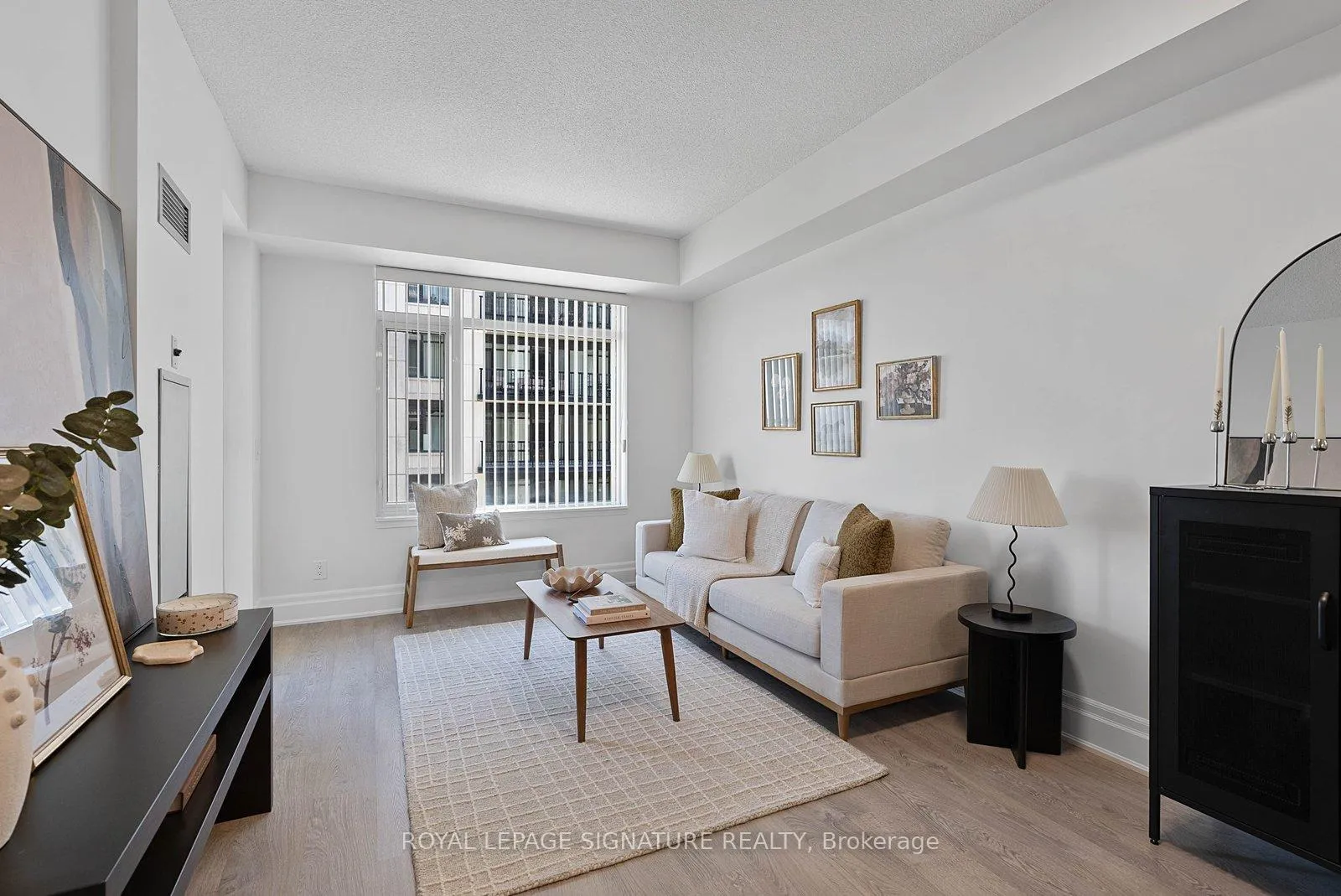 Photo 1 of Unit 412, 131 Upper Duke Crescent, Markham, Unionville — HOMEH