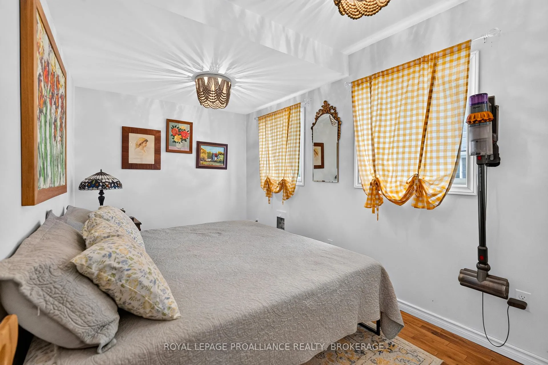 Photo 12 of 356 Elliott Avenue, Kingston, East of Sir John A. Blvd — HOMEH