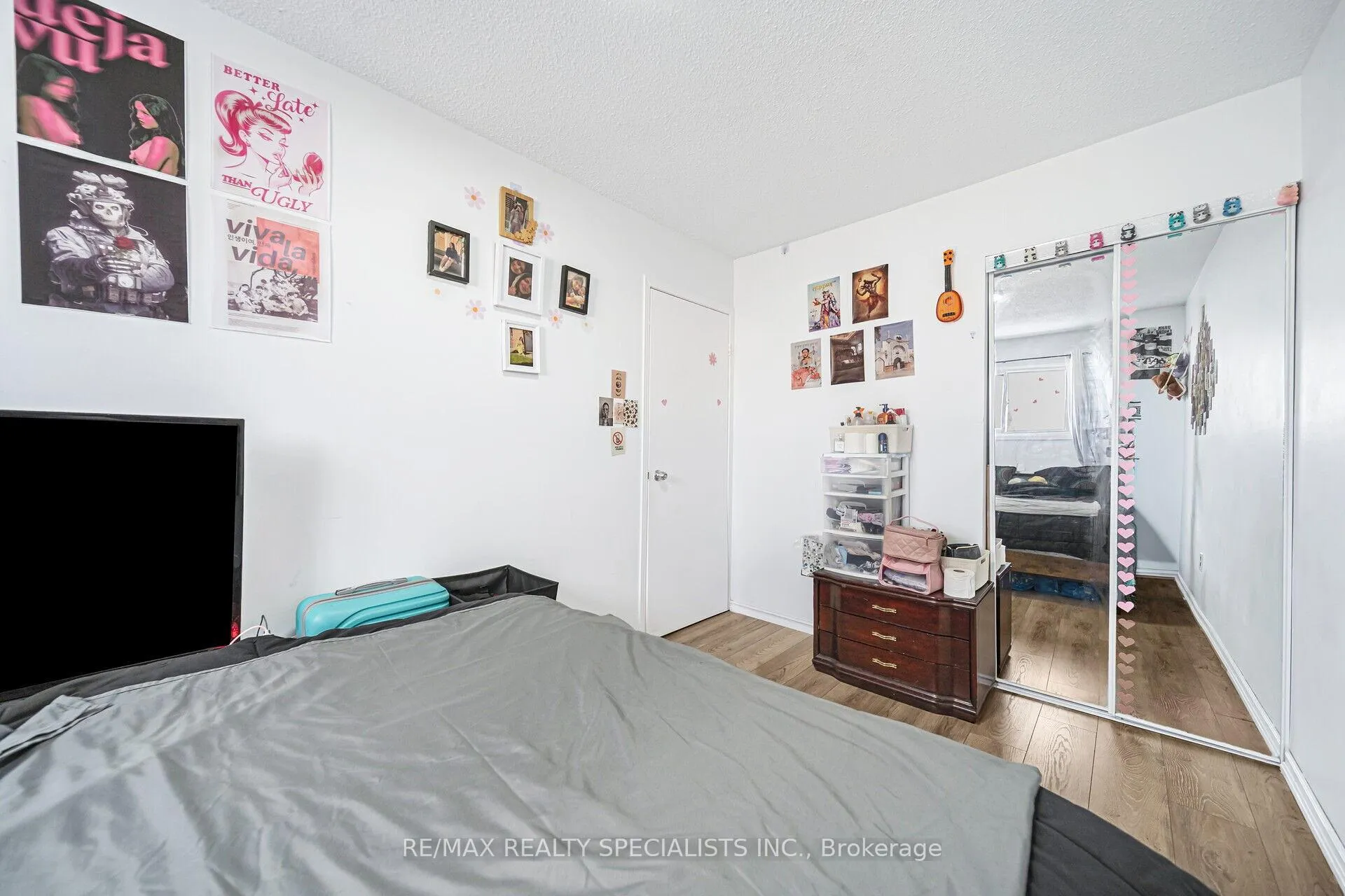 Photo 15 of 66 Enmount Drive, Brampton, Southgate — HOMEH