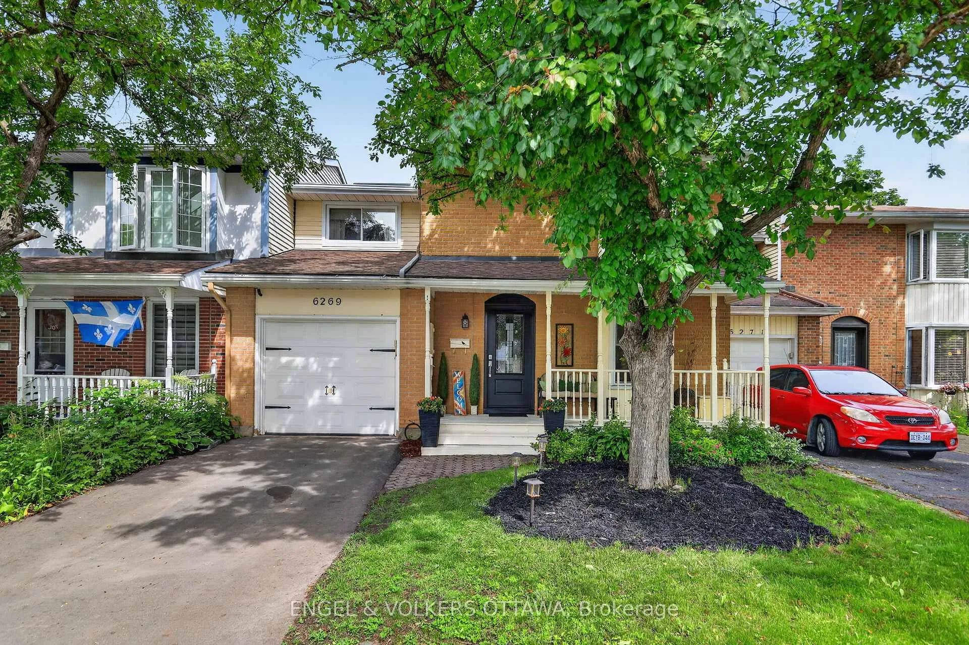 Photo 3 of 6269 Paddler Way, Ottawa, Hiawatha Park/Convent Glen — HOMEH