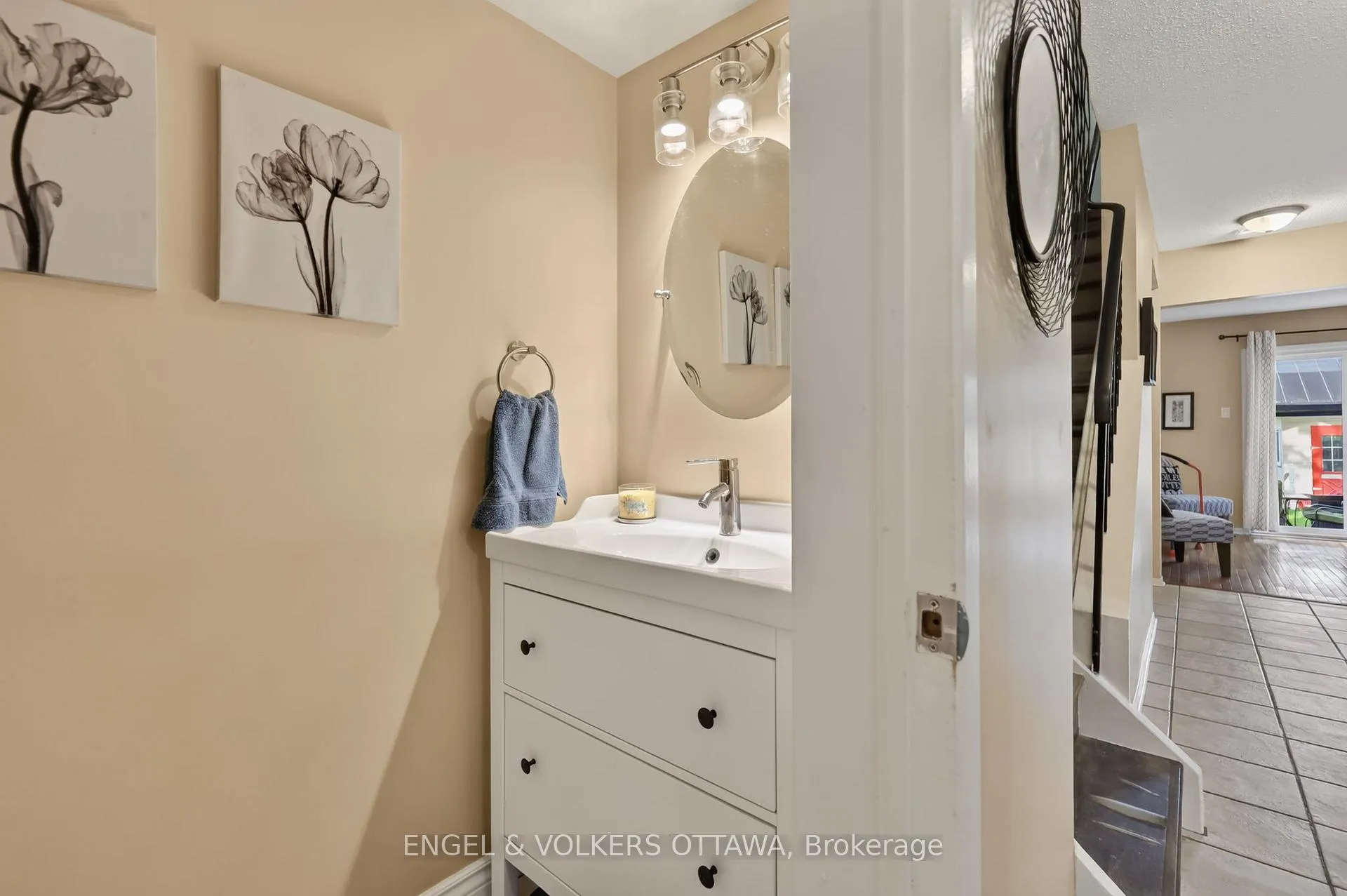 Photo 7 of 6269 Paddler Way, Ottawa, Hiawatha Park/Convent Glen — HOMEH