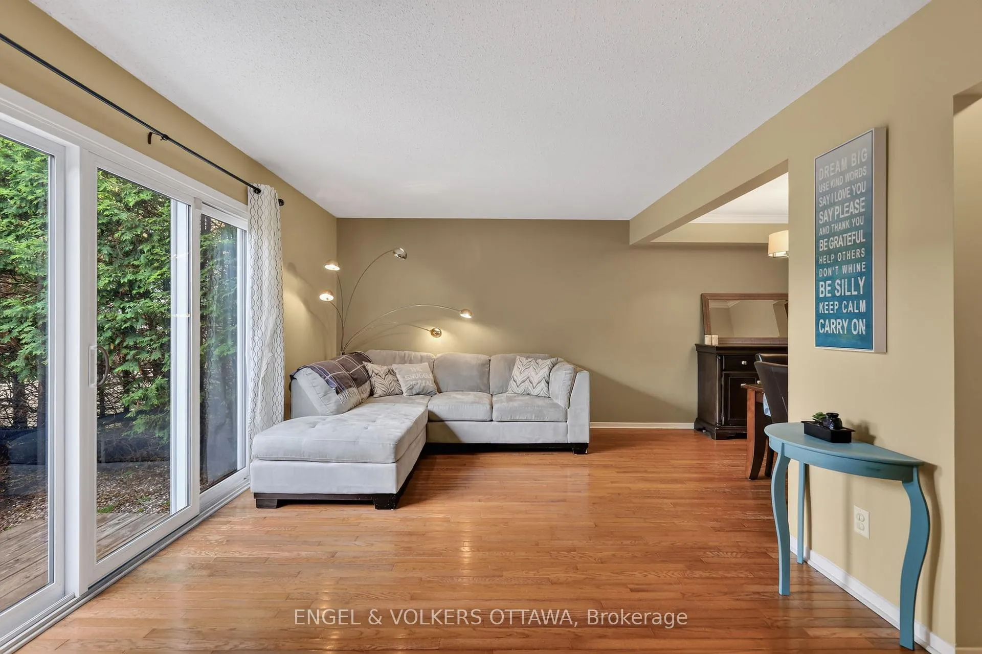 Photo 10 of 6269 Paddler Way, Ottawa, Hiawatha Park/Convent Glen — HOMEH