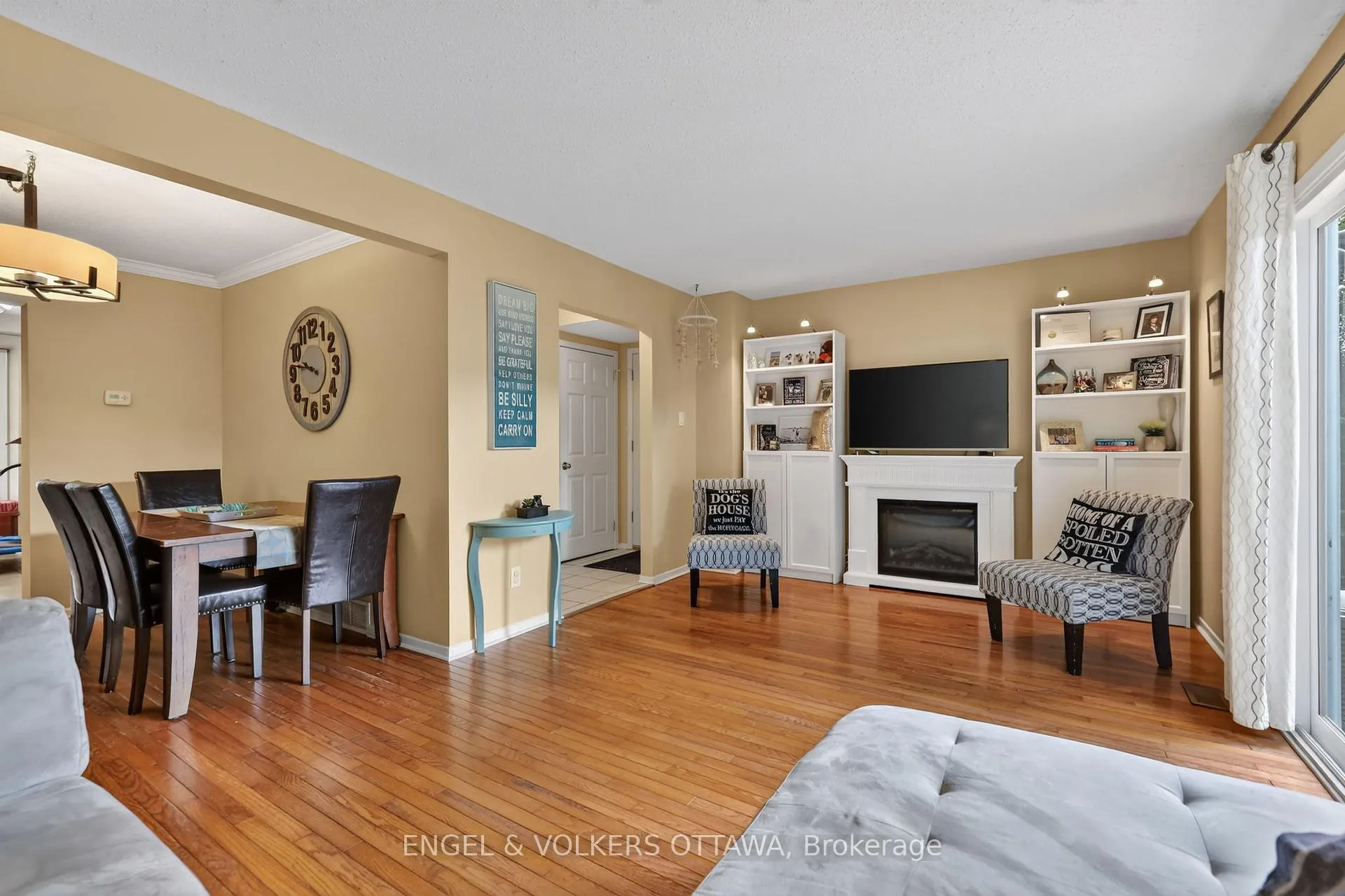 Photo 12 of 6269 Paddler Way, Ottawa, Hiawatha Park/Convent Glen — HOMEH