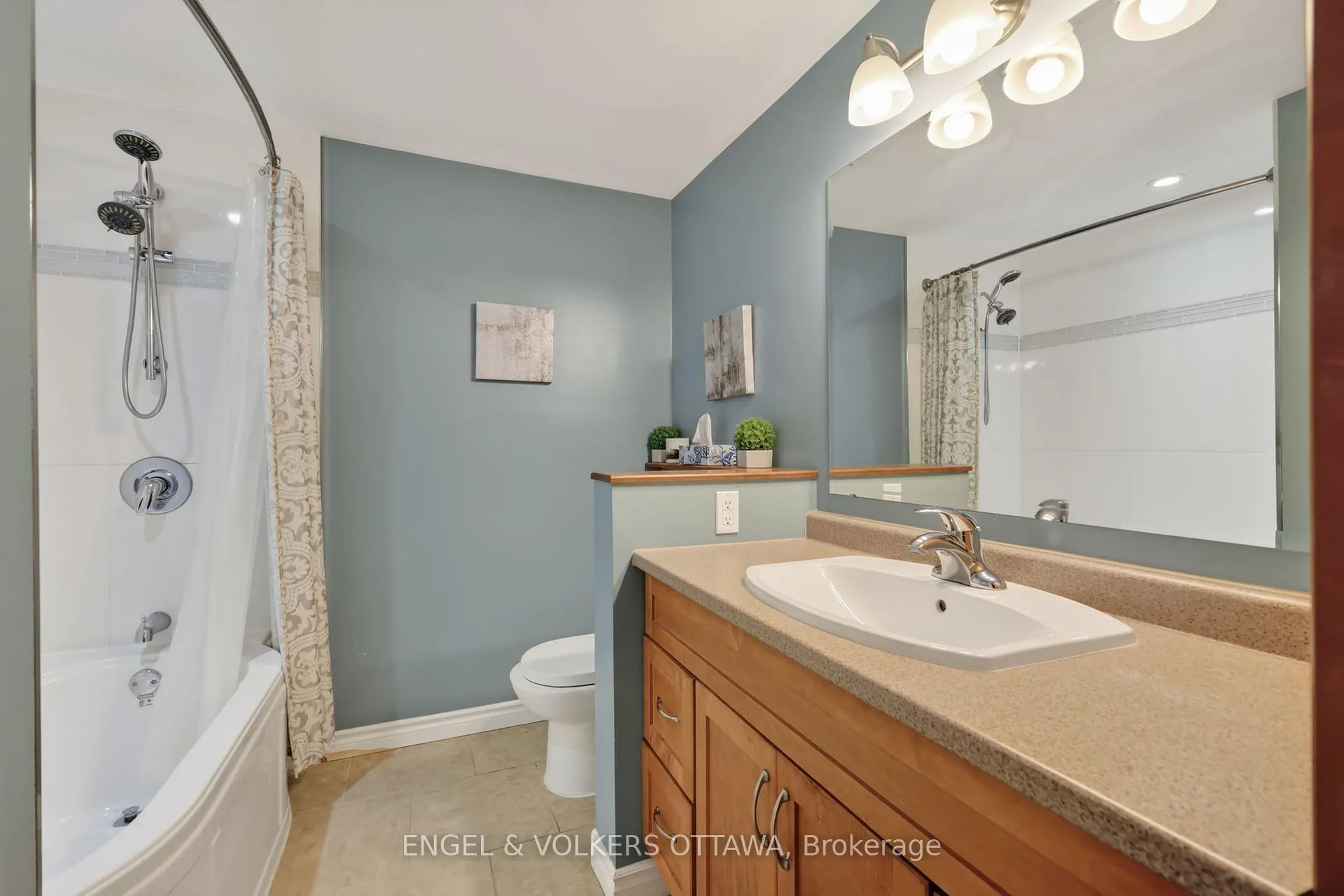 Photo 31 of 6269 Paddler Way, Ottawa, Hiawatha Park/Convent Glen — HOMEH
