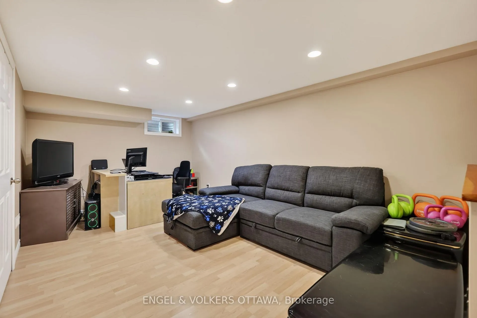 Photo 34 of 6269 Paddler Way, Ottawa, Hiawatha Park/Convent Glen — HOMEH